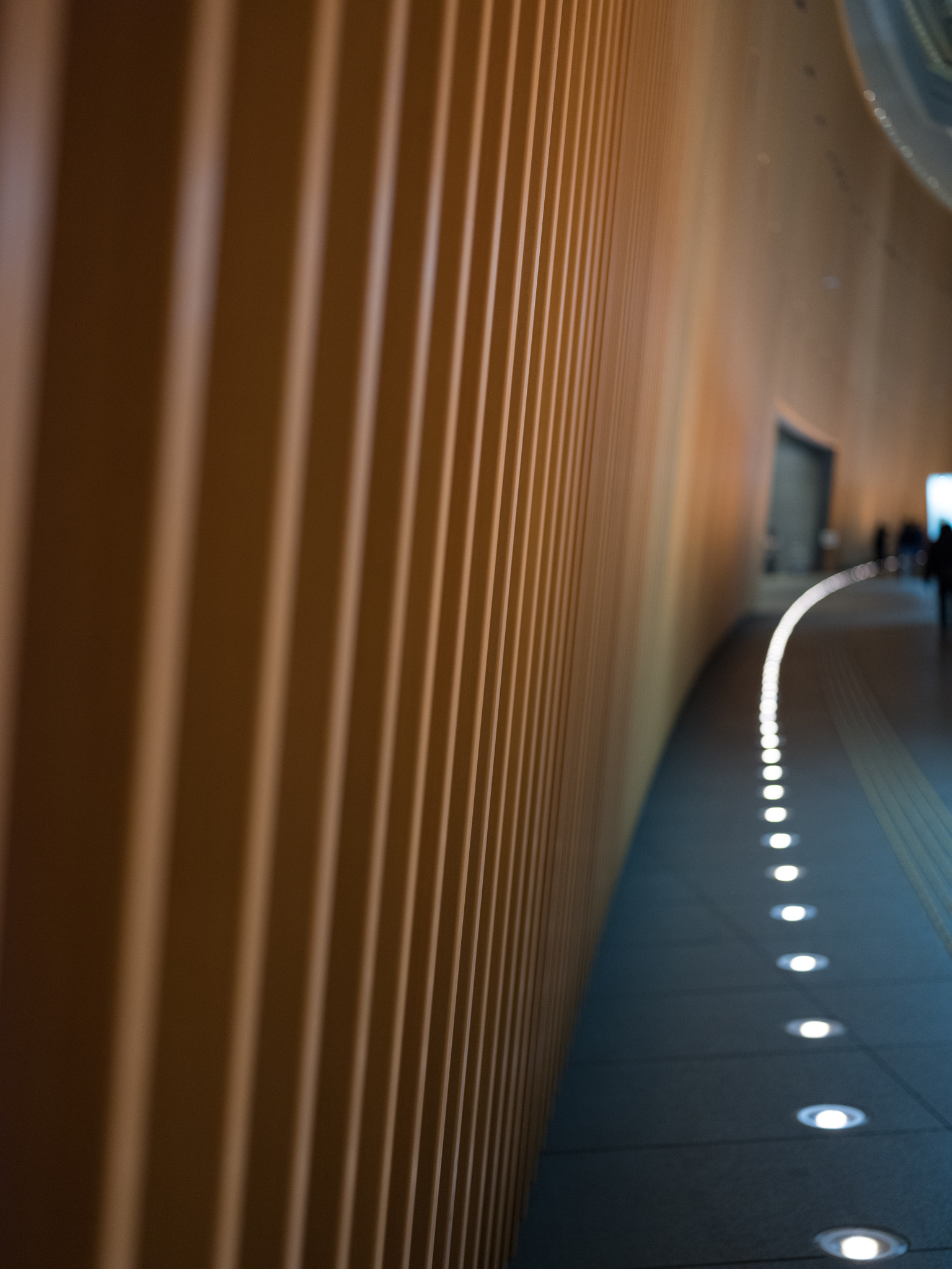 Fujifilm GFX 50S + Fujifilm GF 63mm F2.8 R WR sample photo. The wall photography