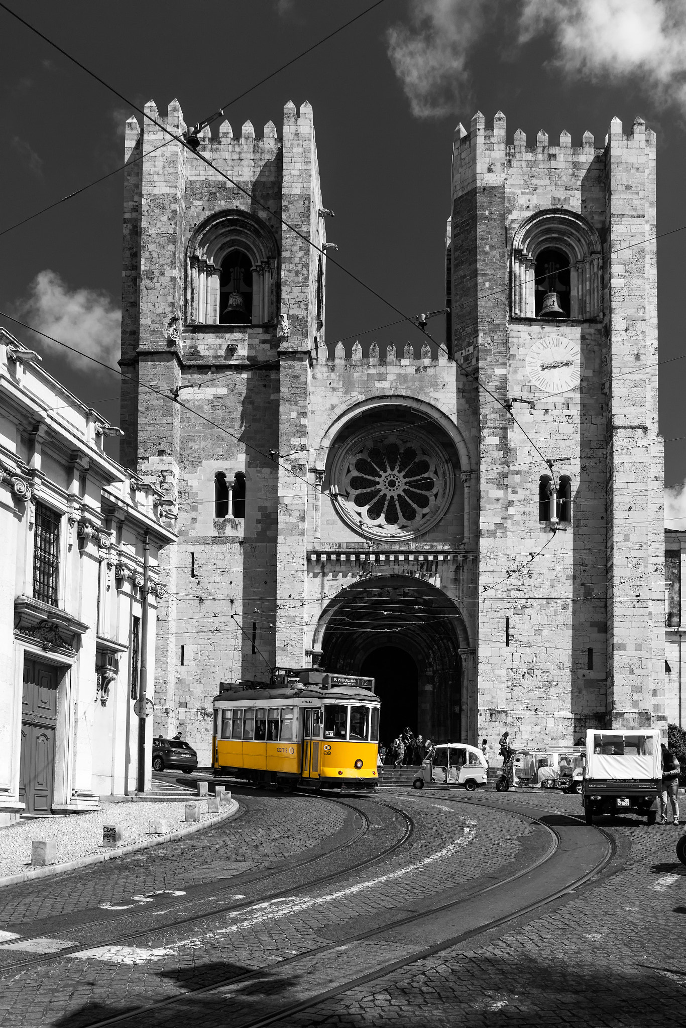 Canon EOS 550D (EOS Rebel T2i / EOS Kiss X4) sample photo. Se cathedral lisbon photography