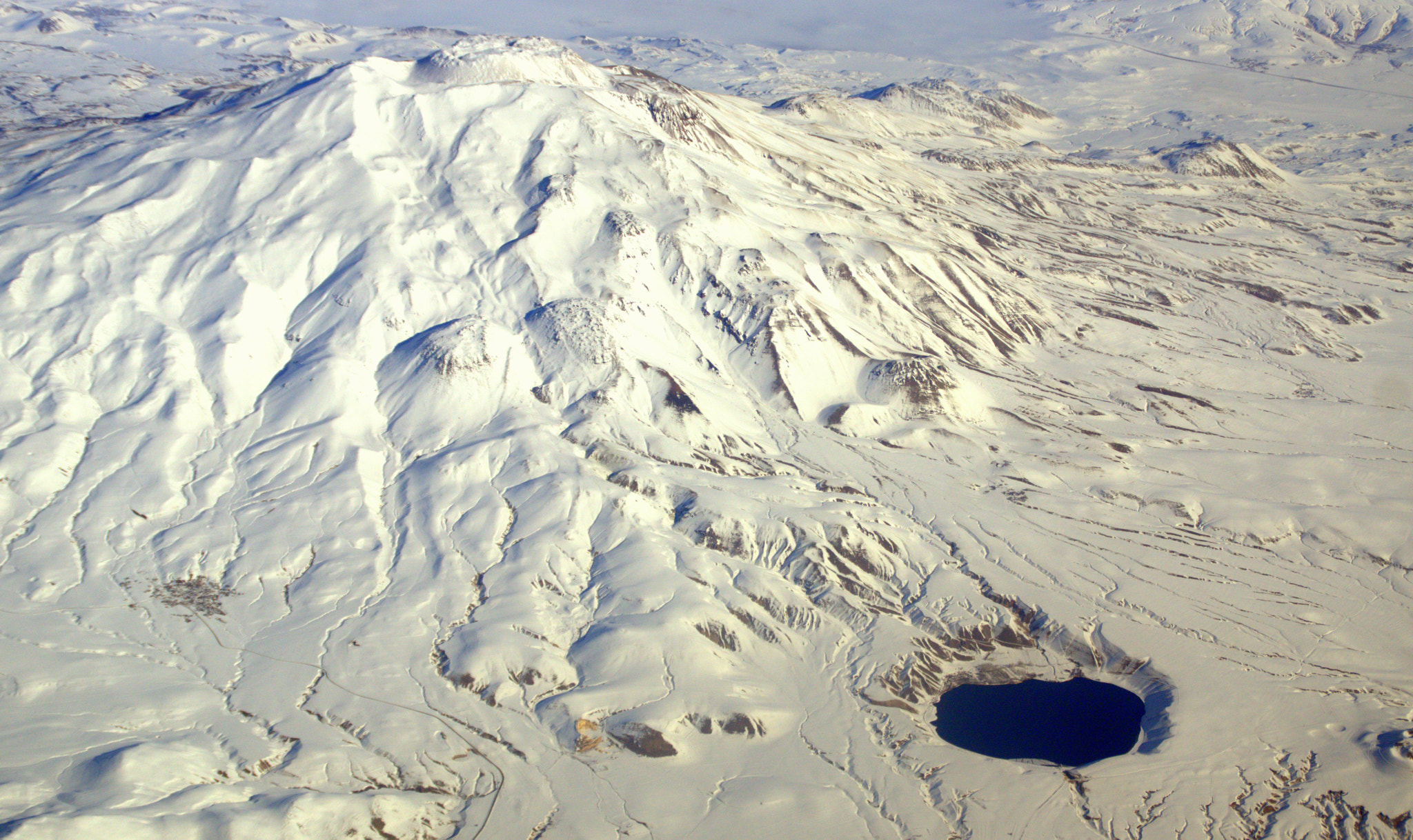 Sony DT 18-200mm F3.5-6.3 sample photo. From the sky to the earth photography