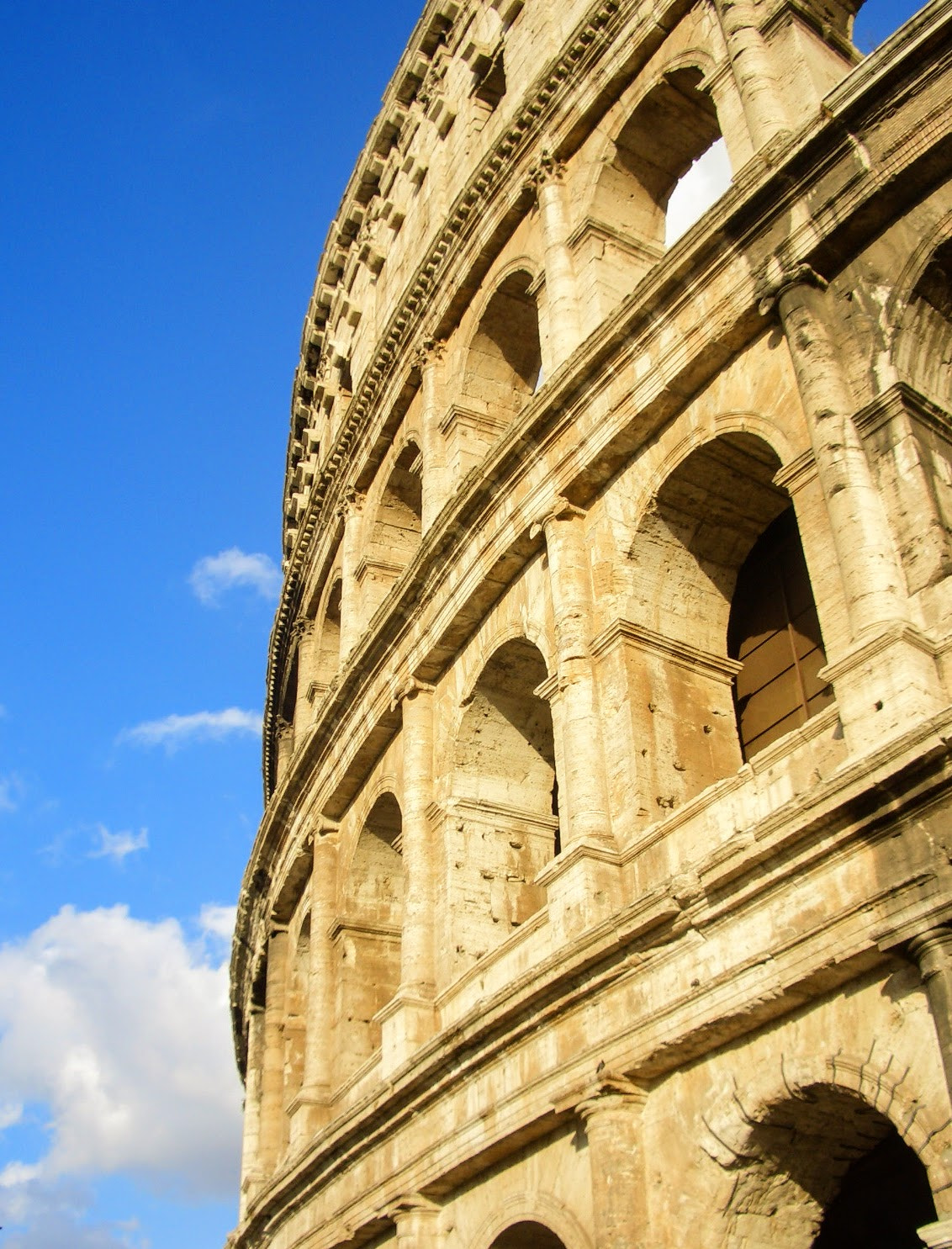 CASIO EX-Z57 sample photo. Roman coliseum photography