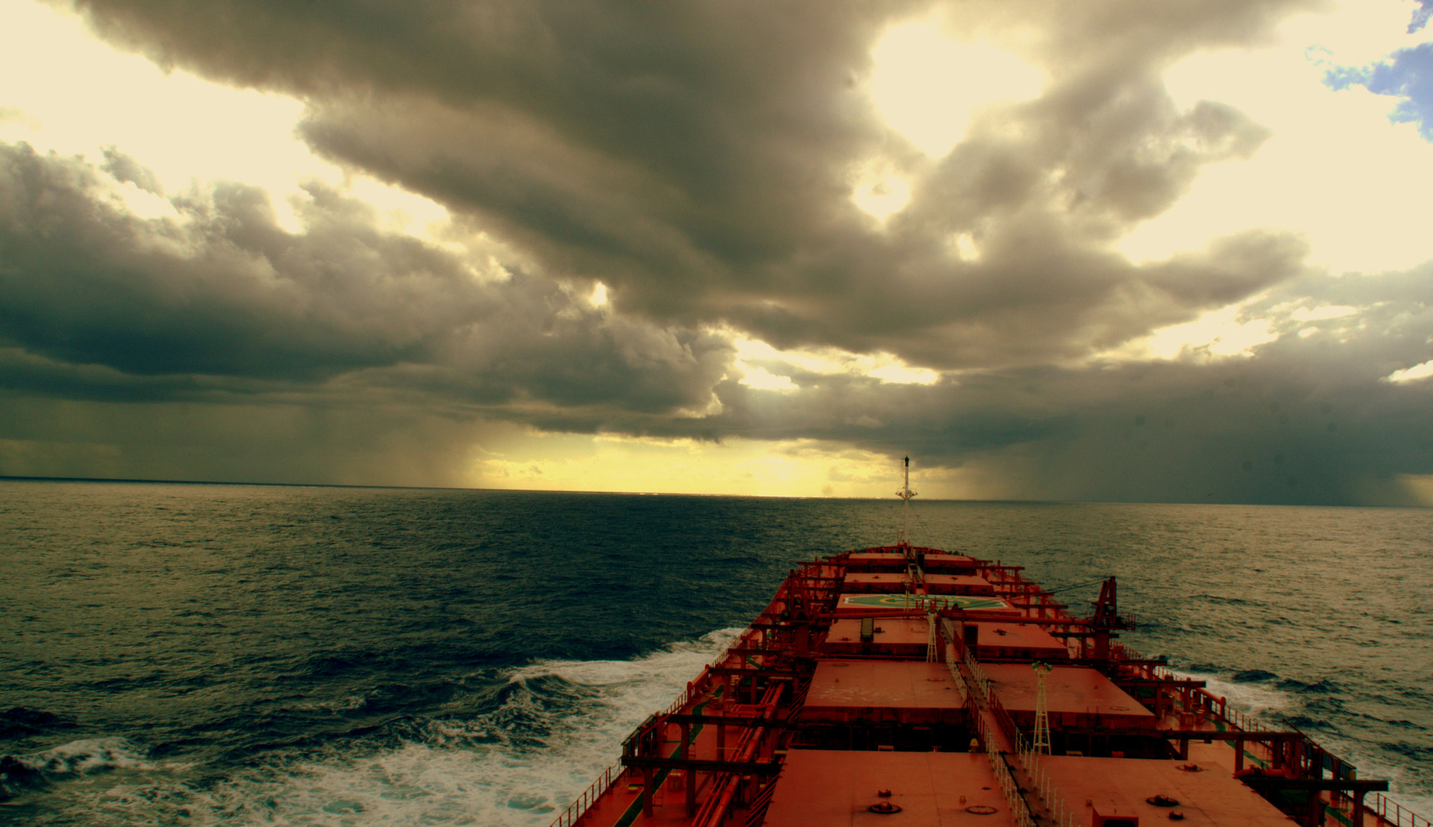Sony DT 18-200mm F3.5-6.3 sample photo. From a seaman life photography