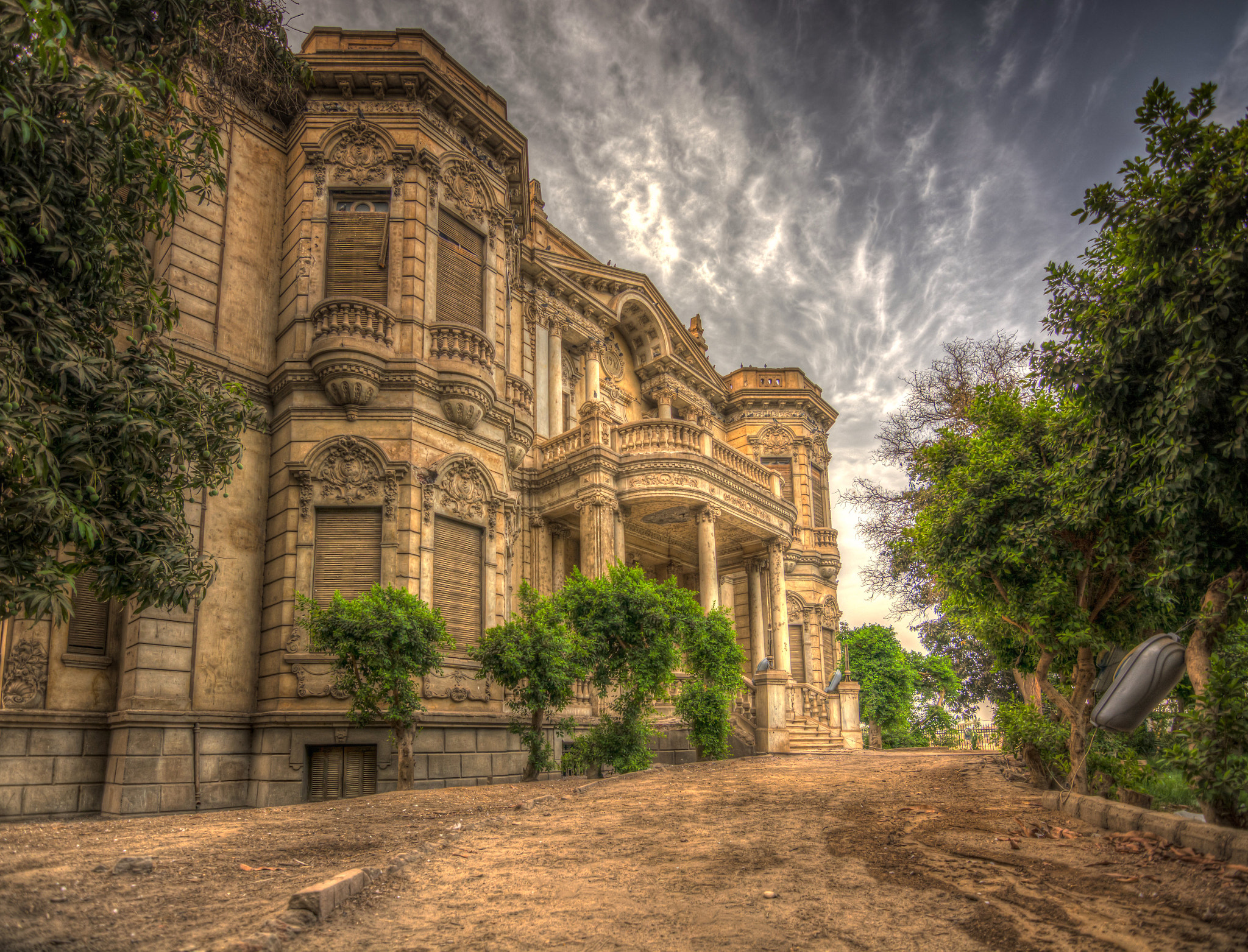 Nikon D5200 sample photo. Alexan palace . assuit . egypt  photography