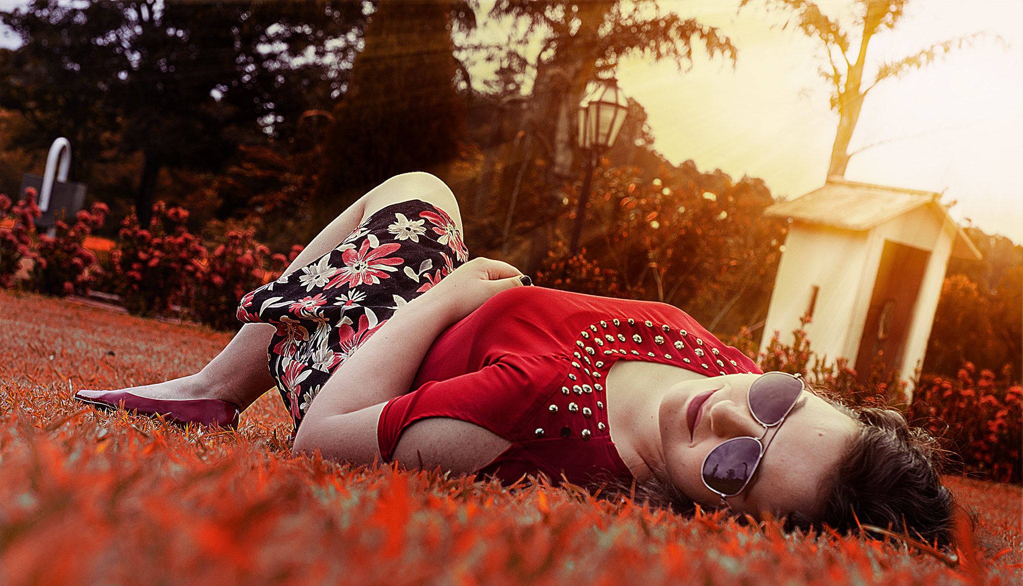 Nikon D3200 sample photo. A girl in the grass photography