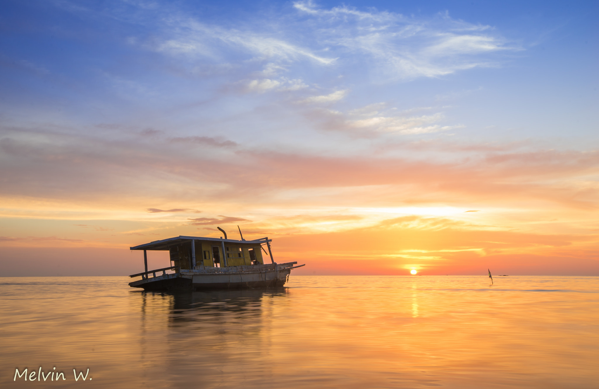 Sony a7R + Sony DT 50mm F1.8 SAM sample photo. Stranded in sea photography