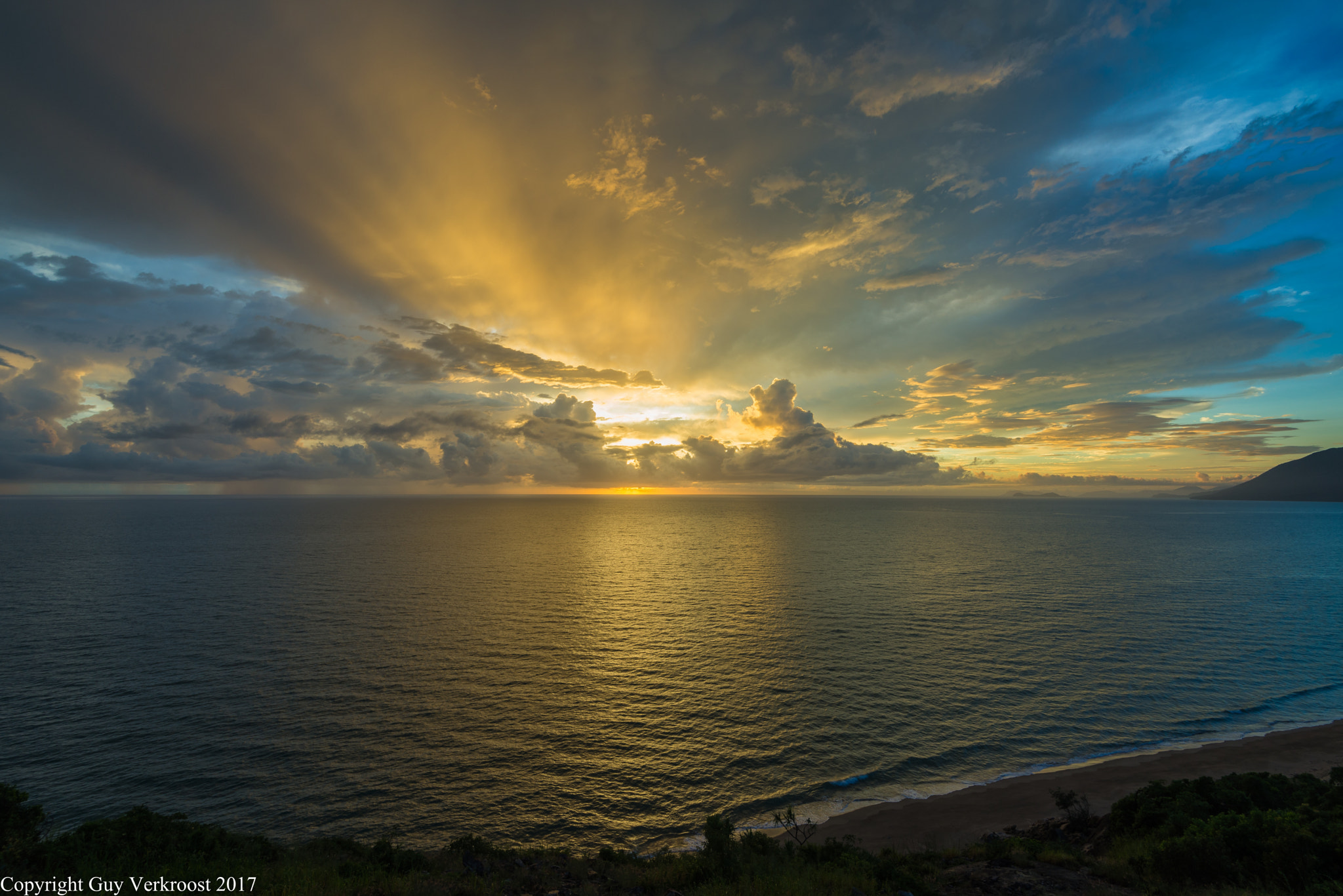 Nikon AF-S Nikkor 16-35mm F4G ED VR sample photo. Rex lookout photography