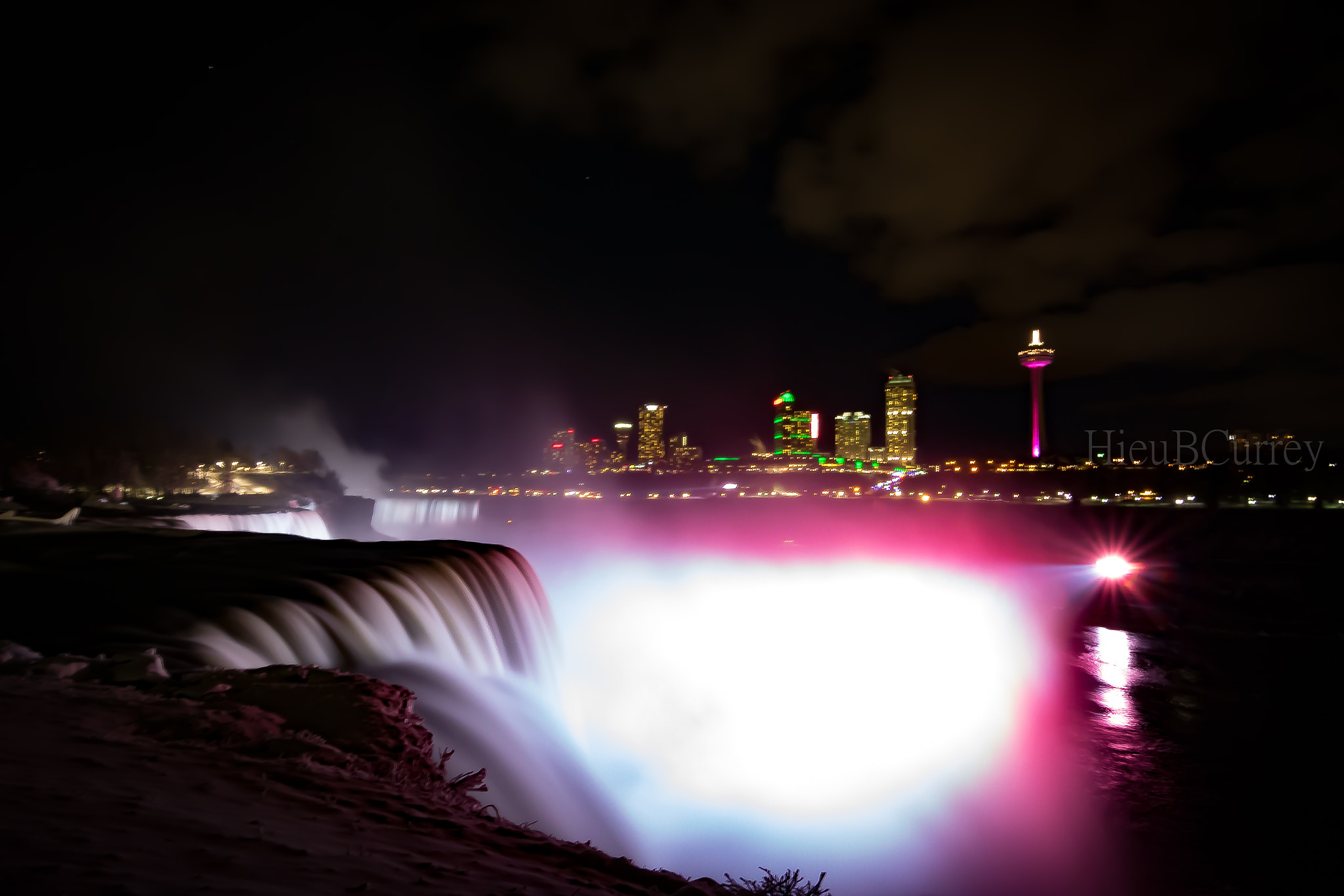 Canon EOS 7D Mark II + Tokina AT-X Pro 11-16mm F2.8 DX sample photo. Cold night in niagara fall photography