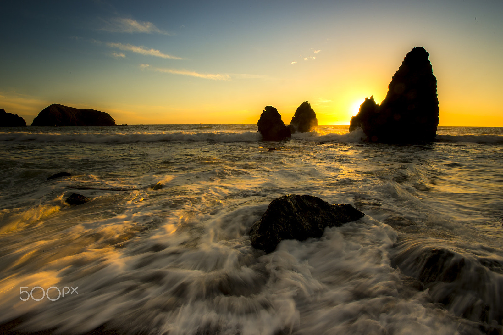 Nikon AF-S Nikkor 17-35mm F2.8D ED-IF sample photo. Rodeo beach photography