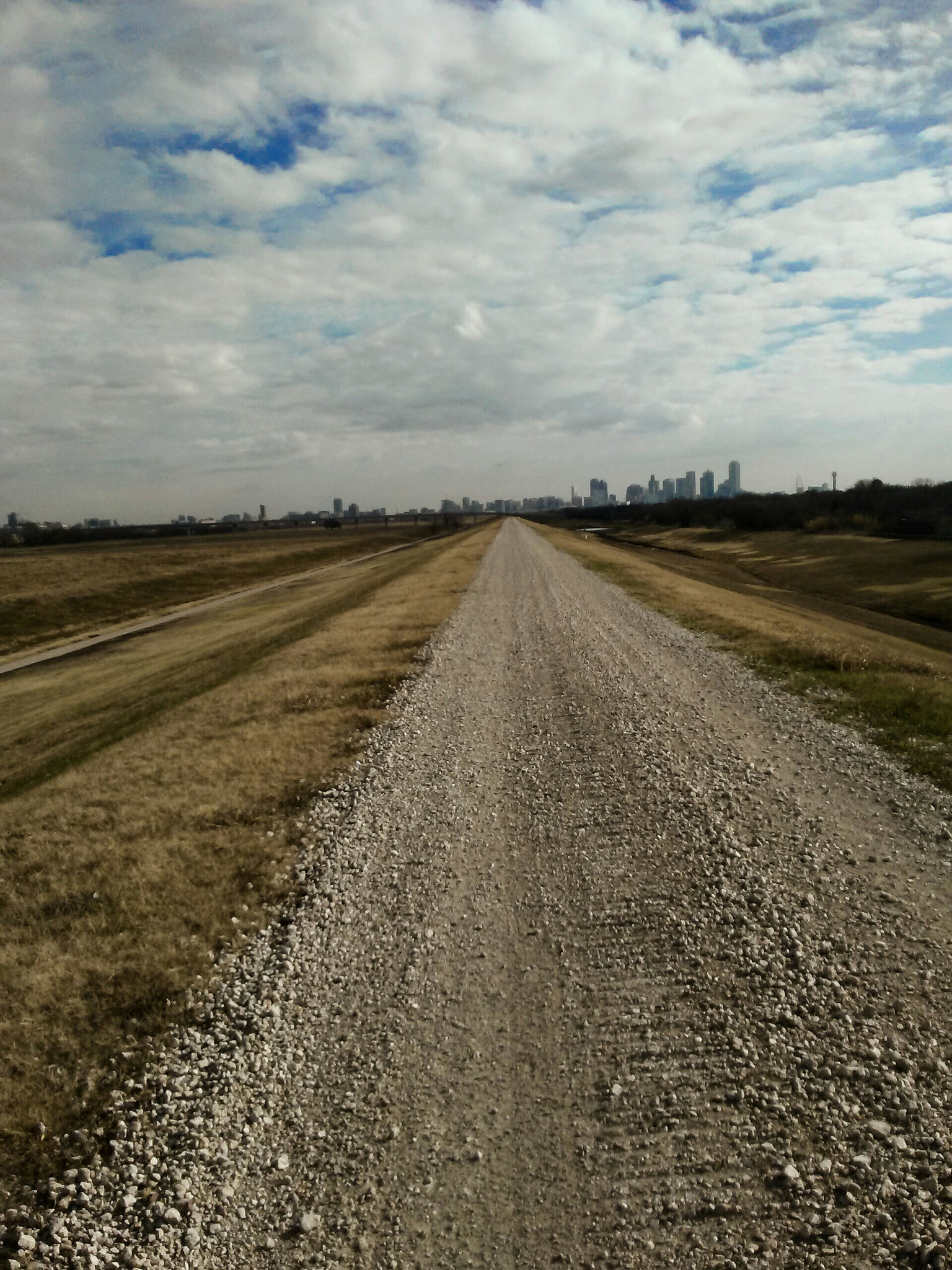 LG K7 sample photo. Lonely road photography