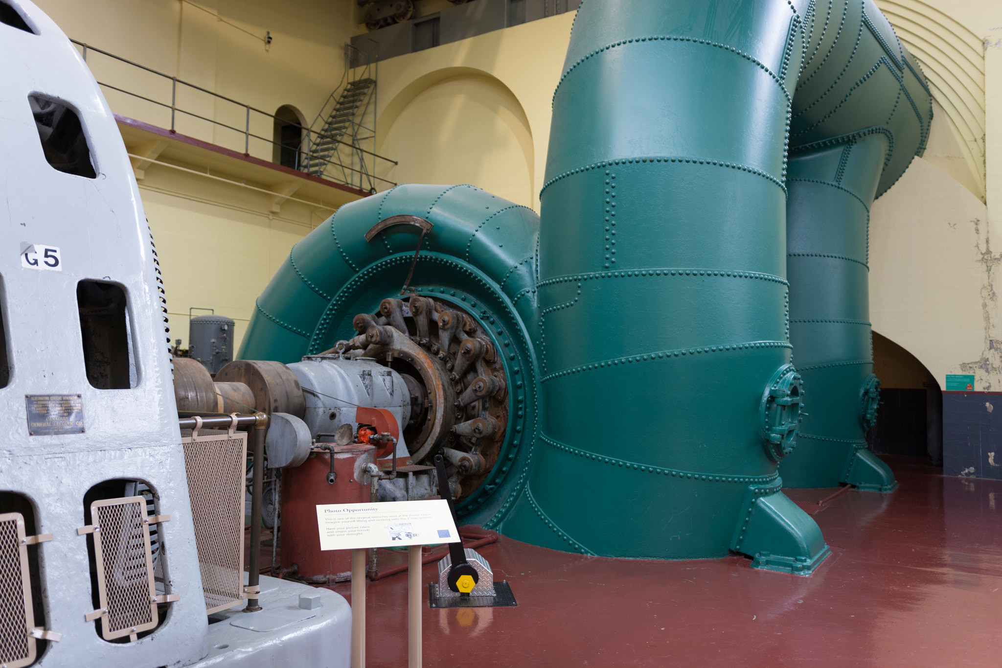 Nikon D7100 + Sigma 18-35mm F1.8 DC HSM Art sample photo. Turbine photography