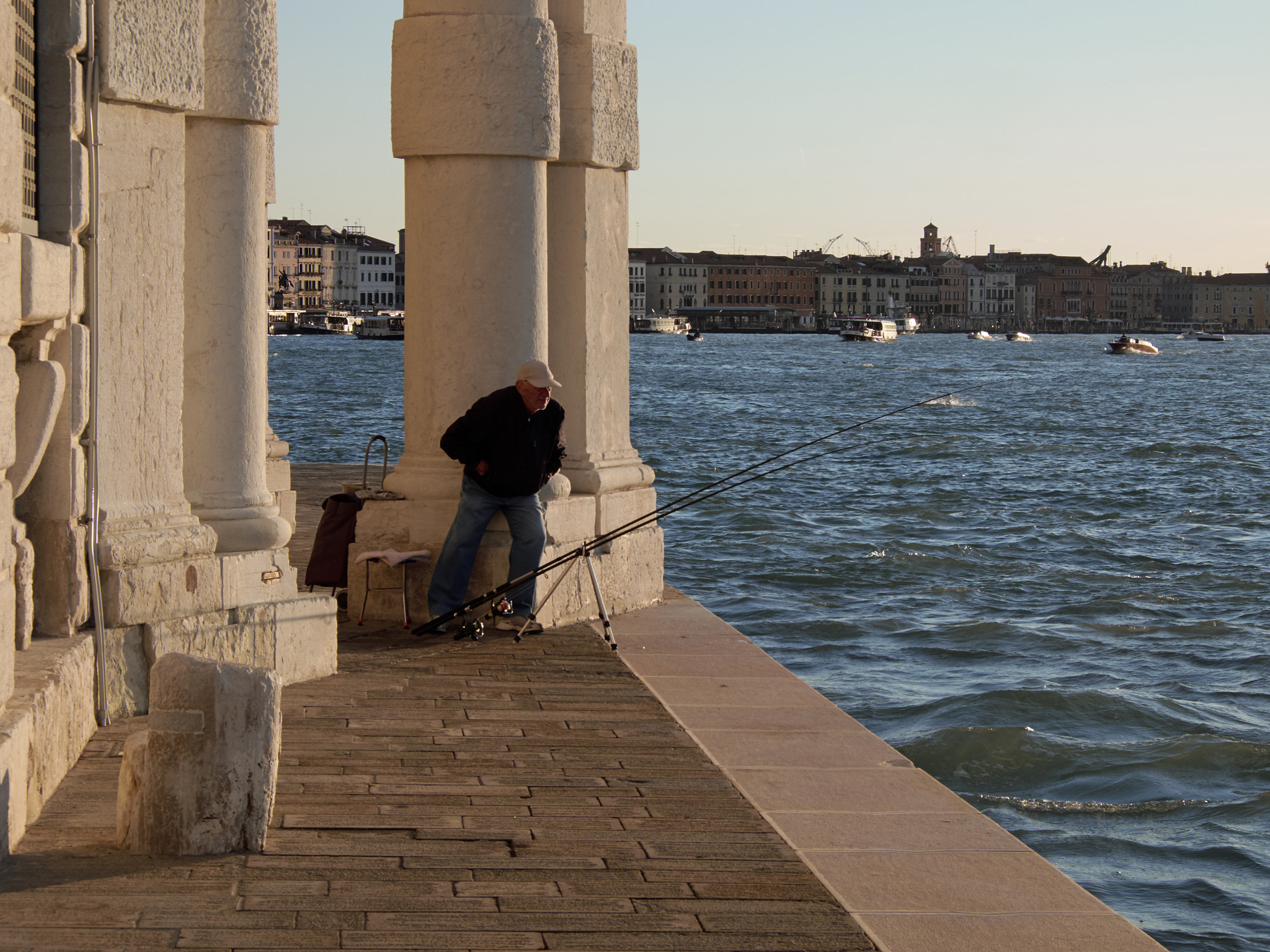 Fujifilm X-E2 + Fujifilm XF 18-55mm F2.8-4 R LM OIS sample photo. Early morning fishing photography