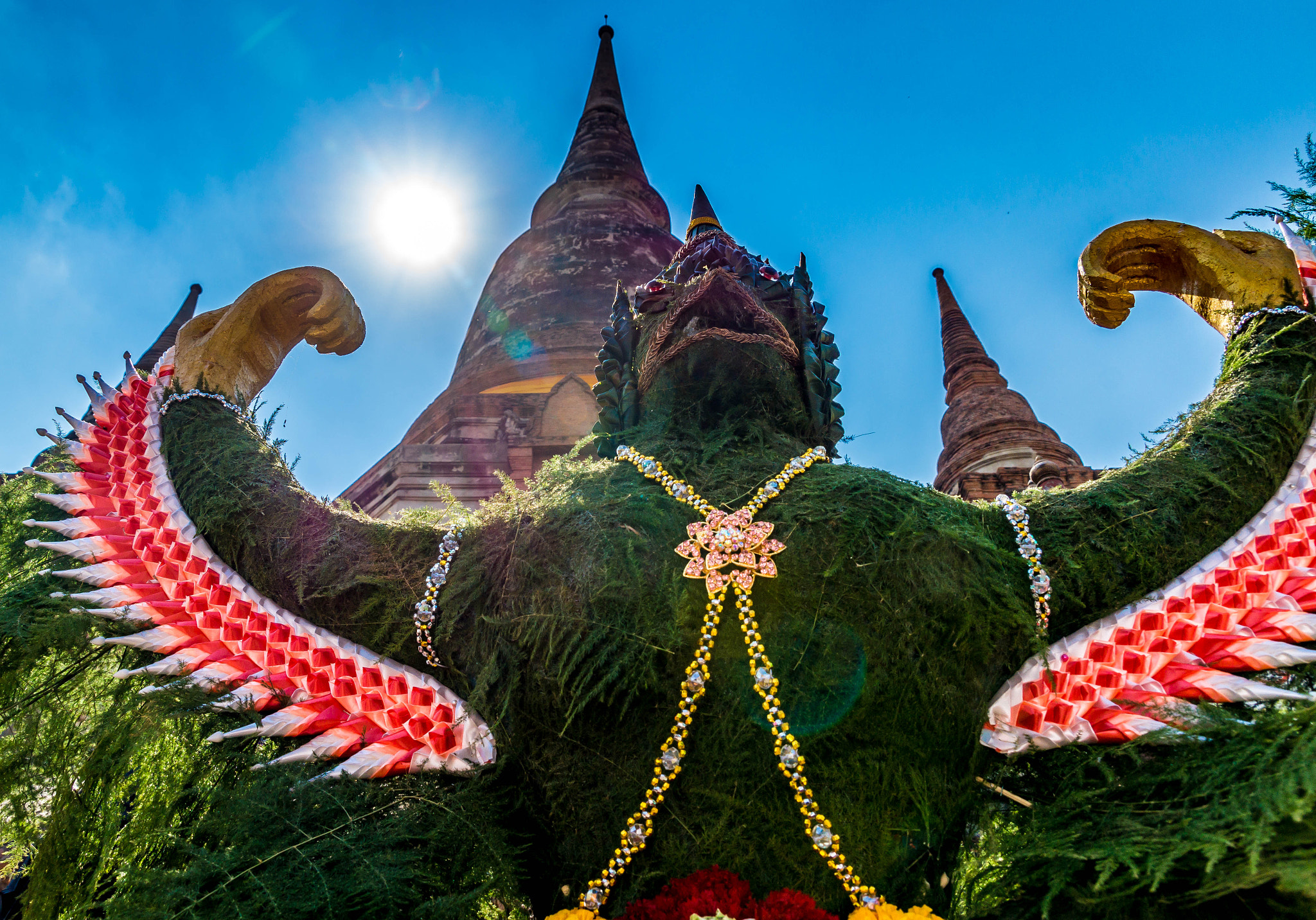 Sony SLT-A58 sample photo. Garuda: emblem of thailand photography