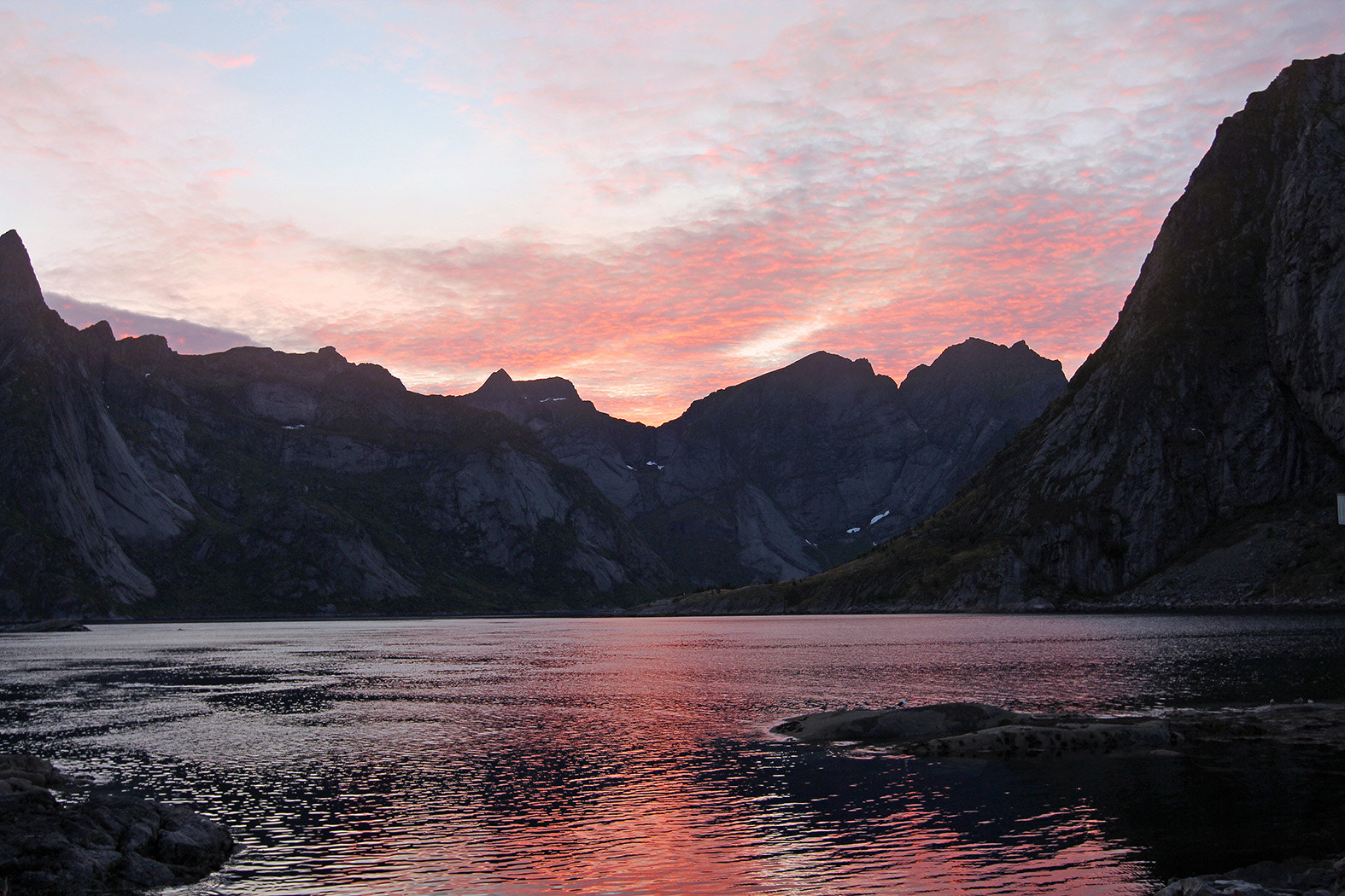 Canon EF 16-35mm F2.8L II USM sample photo. Sunset brings beauty photography