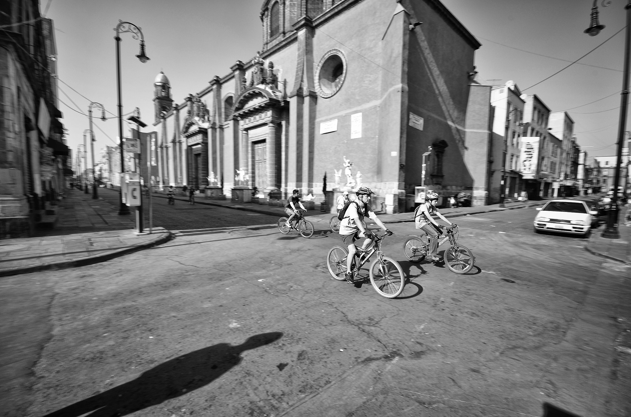 Sigma 10-20mm F4-5.6 EX DC HSM sample photo. Bicycle day photography