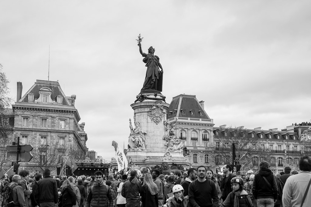 Fujifilm X-T1 + Fujifilm XF 35mm F1.4 R sample photo. Political demonstration photography