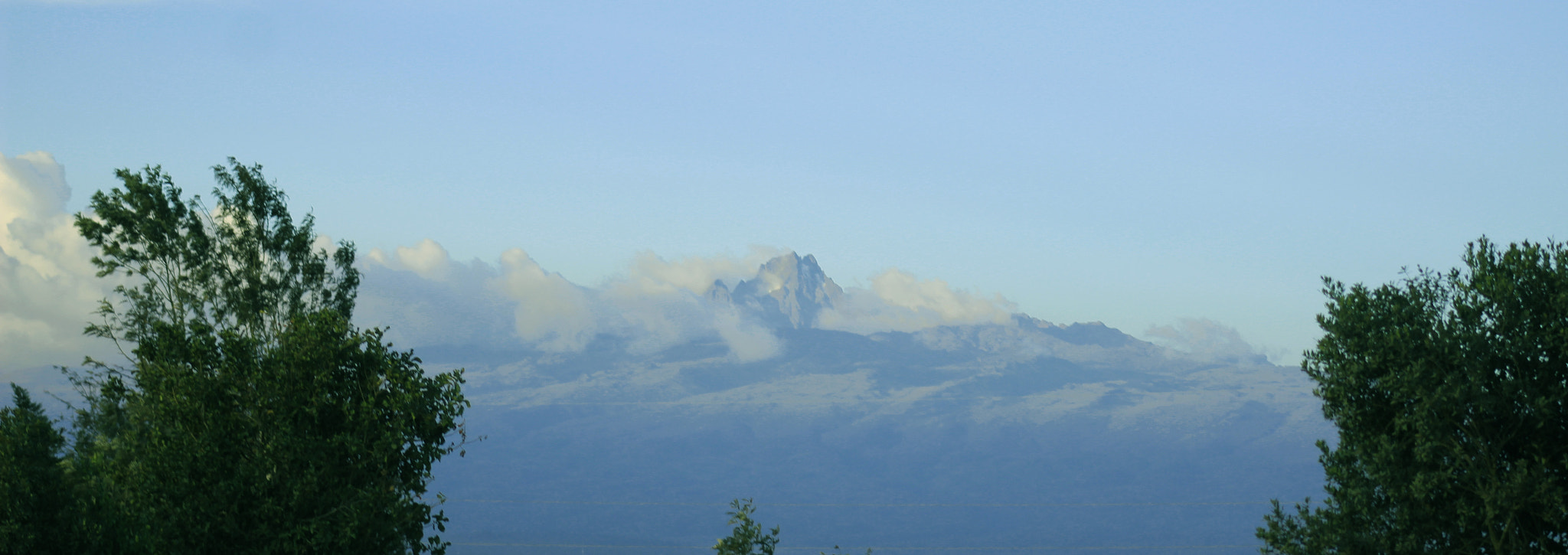 Canon EOS 1200D (EOS Rebel T5 / EOS Kiss X70 / EOS Hi) + EF75-300mm f/4-5.6 sample photo. Majestic mt kenya. photography