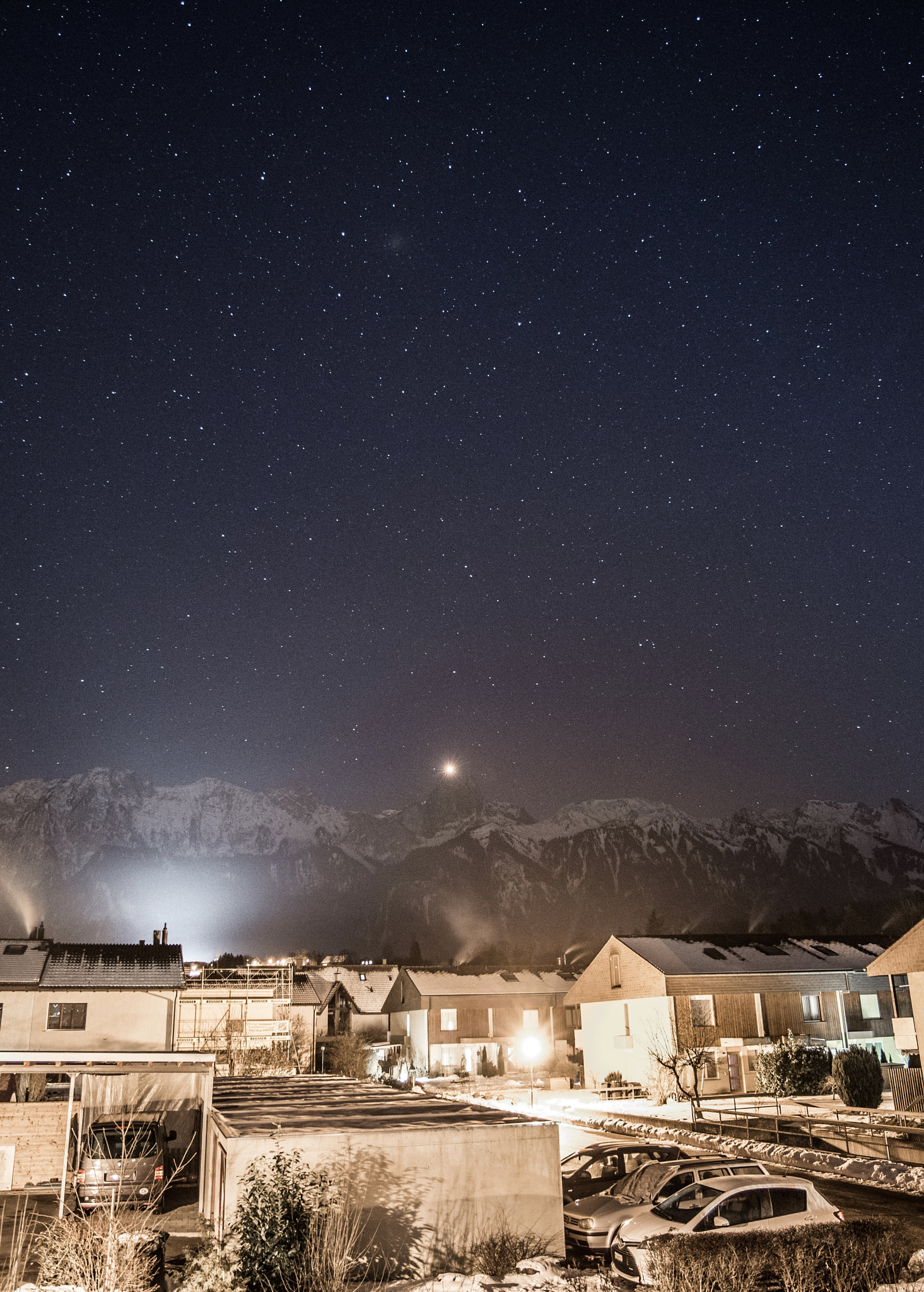 Nikon AF-S Nikkor 18-35mm F3.5-4.5G ED sample photo. Home sweet home photography