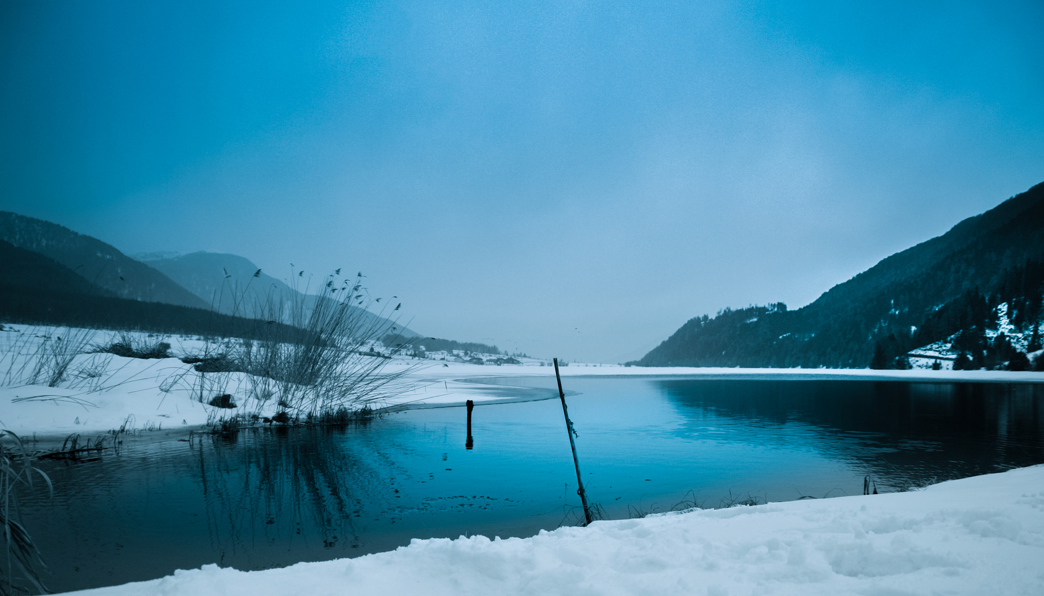 Sigma 18-250mm F3.5-6.3 DC OS HSM sample photo. Snowlake photography