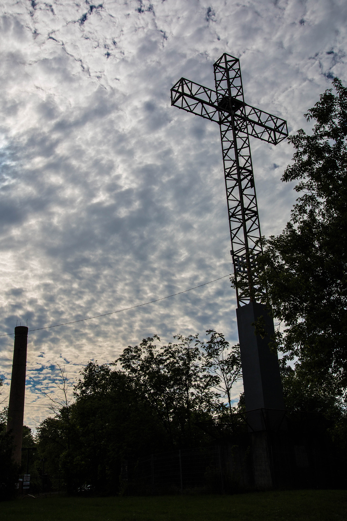 Canon EOS 6D sample photo. Shadow of the cross photography