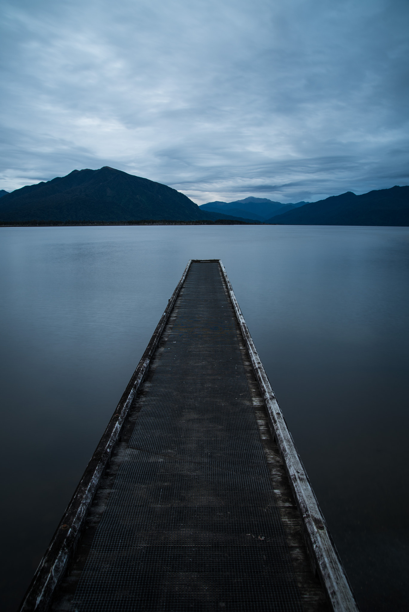 Nikon D750 + Sigma 24-105mm F4 DG OS HSM Art sample photo. We're on the pier to nowhere photography