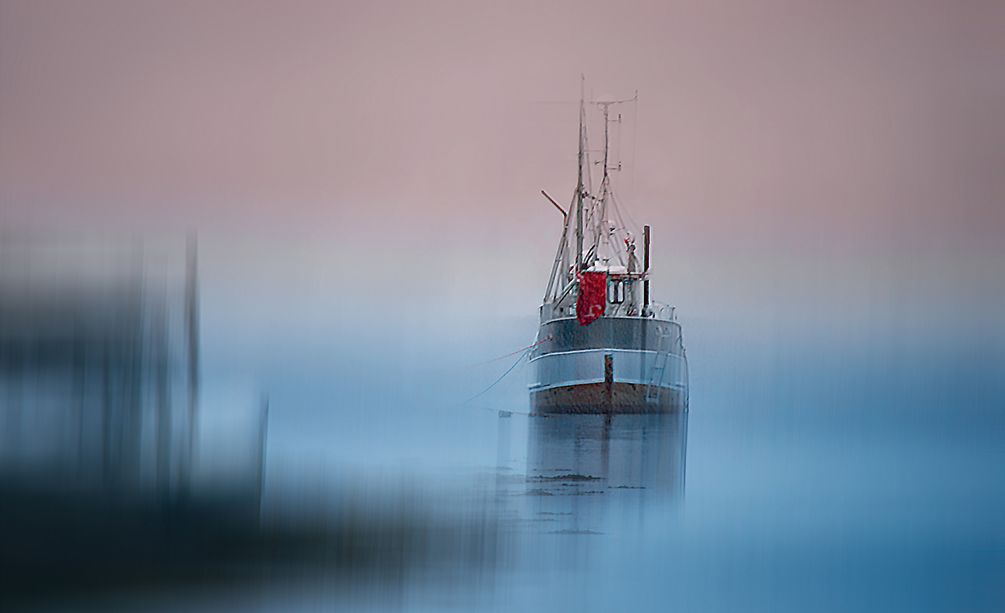 Nikon D200 sample photo. The boat photography