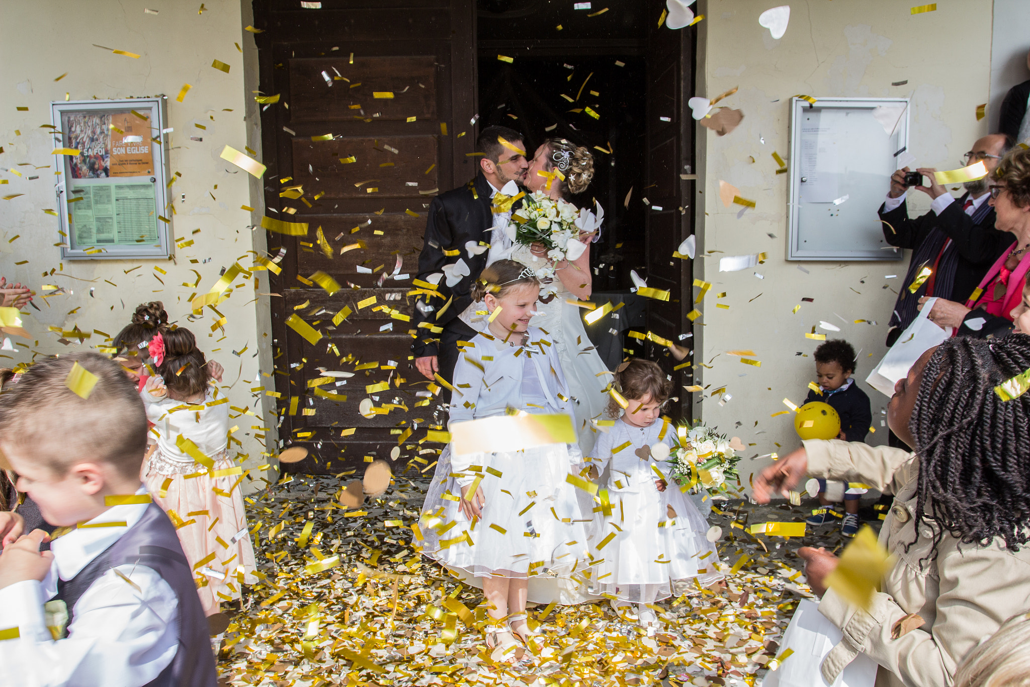 Canon EOS 600D (Rebel EOS T3i / EOS Kiss X5) + Canon EF 17-40mm F4L USM sample photo. Mariage- juin 2016 photography