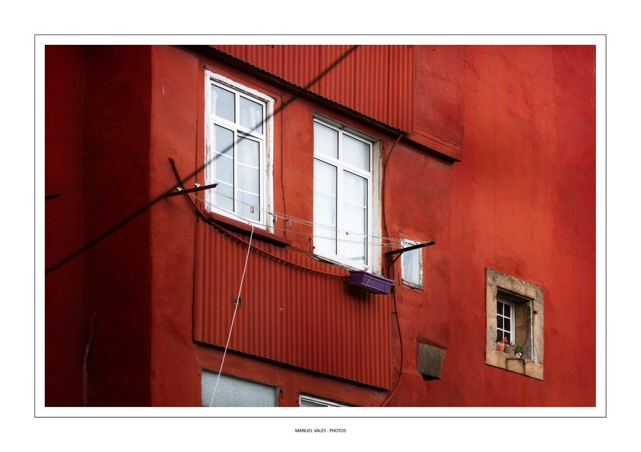 Canon EOS 7D + Canon EF 70-200mm F4L IS USM sample photo. Rojo y violeta photography