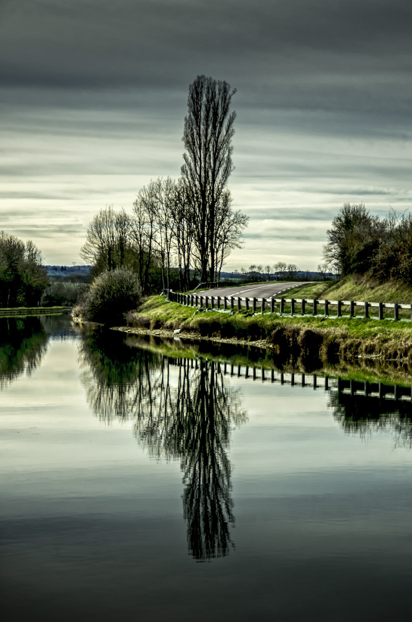 Pentax K-5 sample photo. Canal de bourgogne... (cote d'or) photography