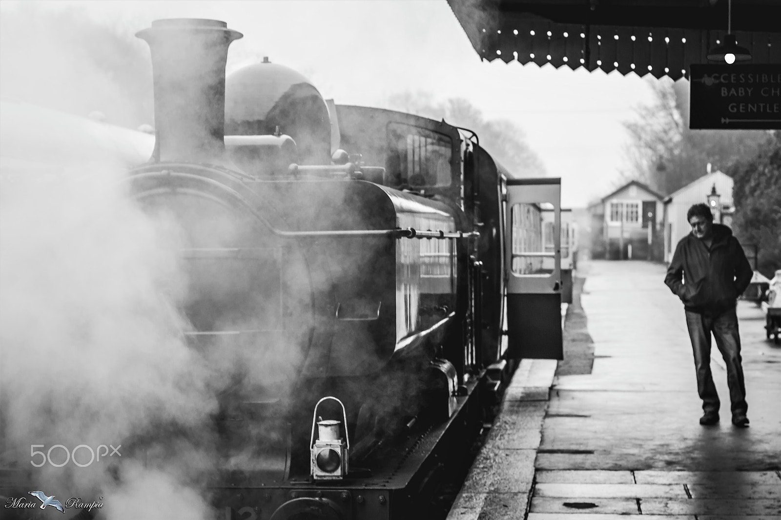 Canon EOS 70D + Canon EF 50mm F1.4 USM sample photo. Foggy day at the station. photography