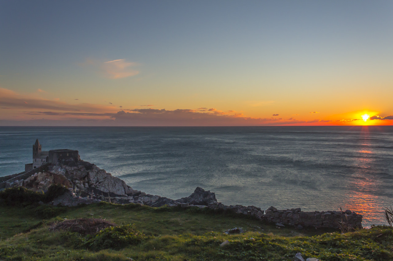 Canon EF-S 18-55mm F3.5-5.6 IS sample photo. Tramonto portovenere liguria photography