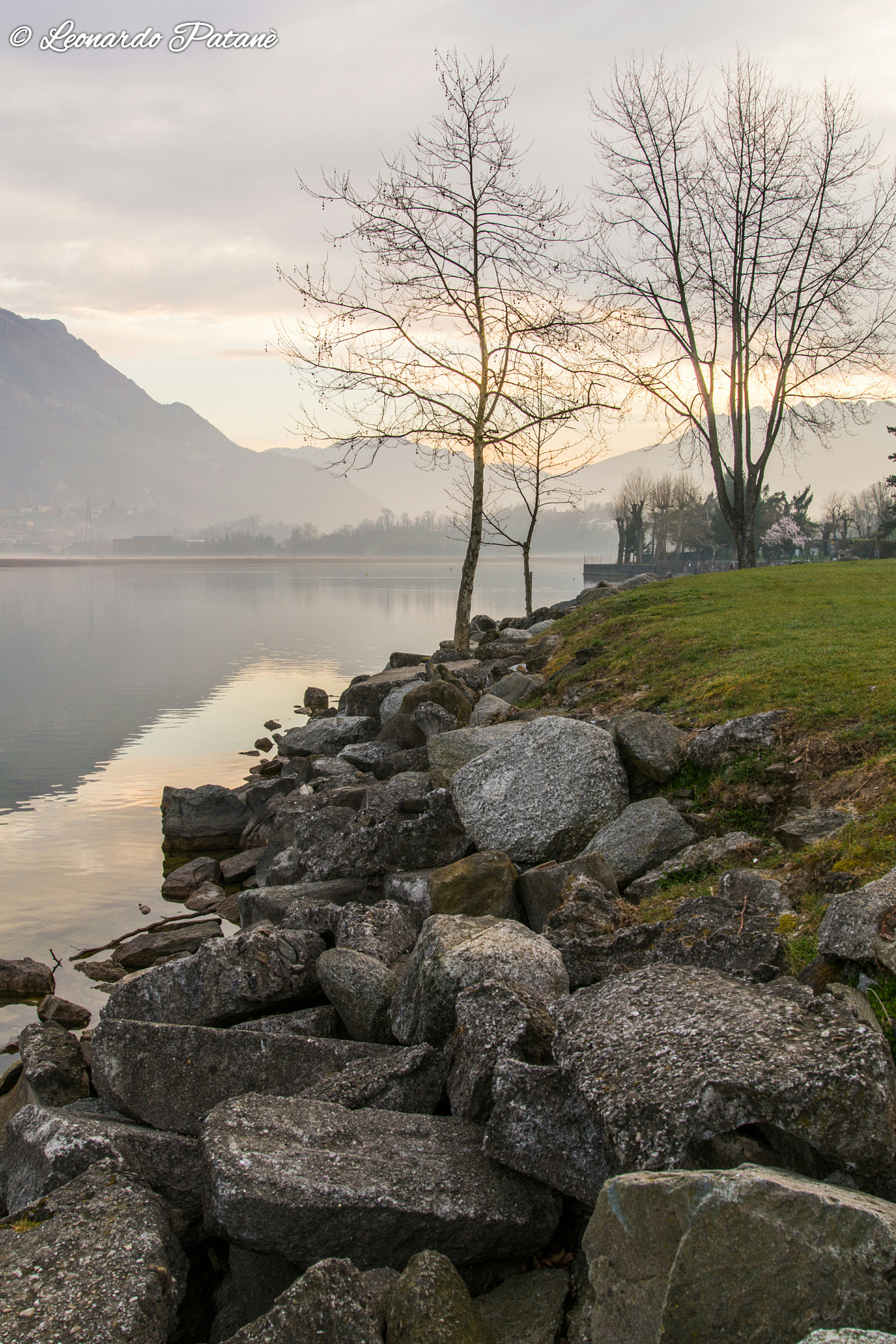 Nikon D7100 + Sigma 24-105mm F4 DG OS HSM Art sample photo. Lago di bosisio parini, lc lombardia photography