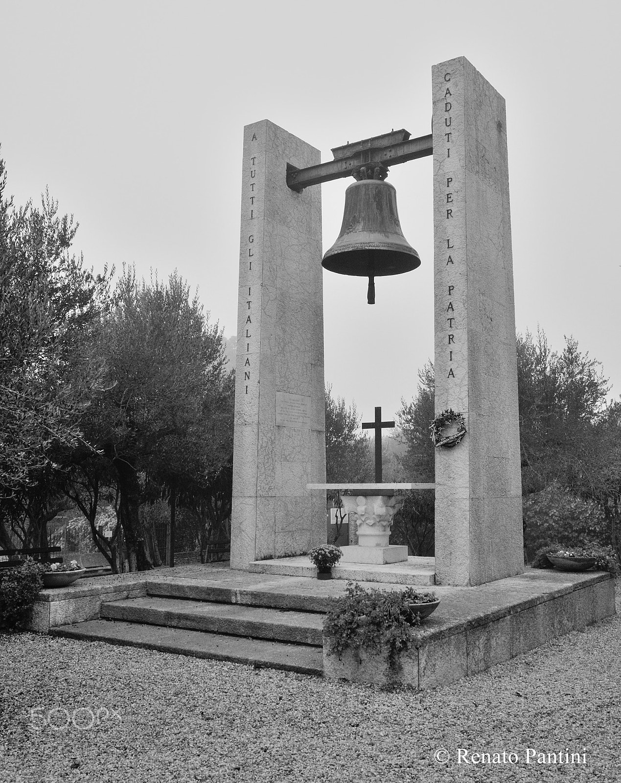 Nikon D300S sample photo. Campana dei caduti, sirmione. photography