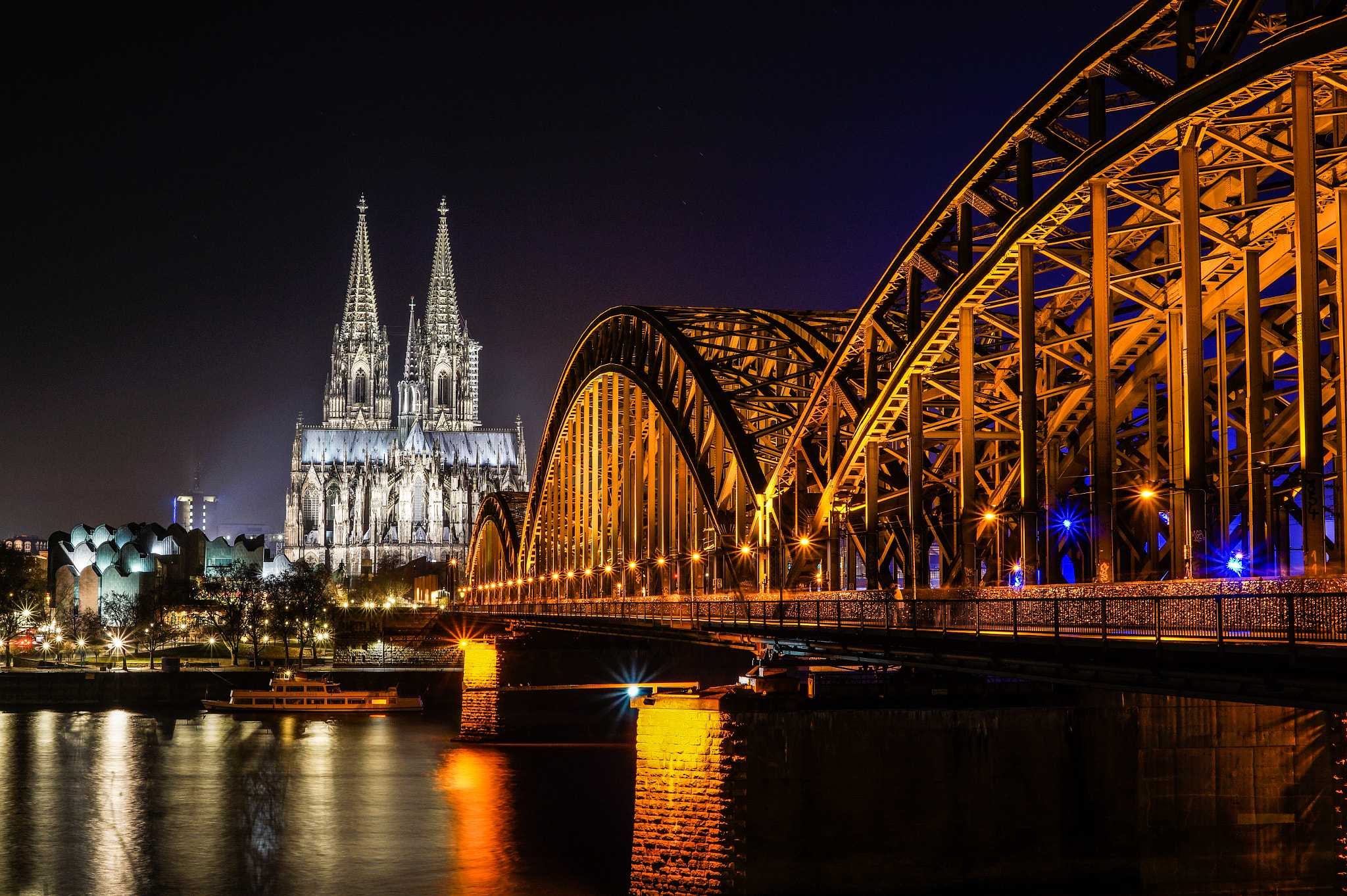 Sony SLT-A58 sample photo. Cologne photography