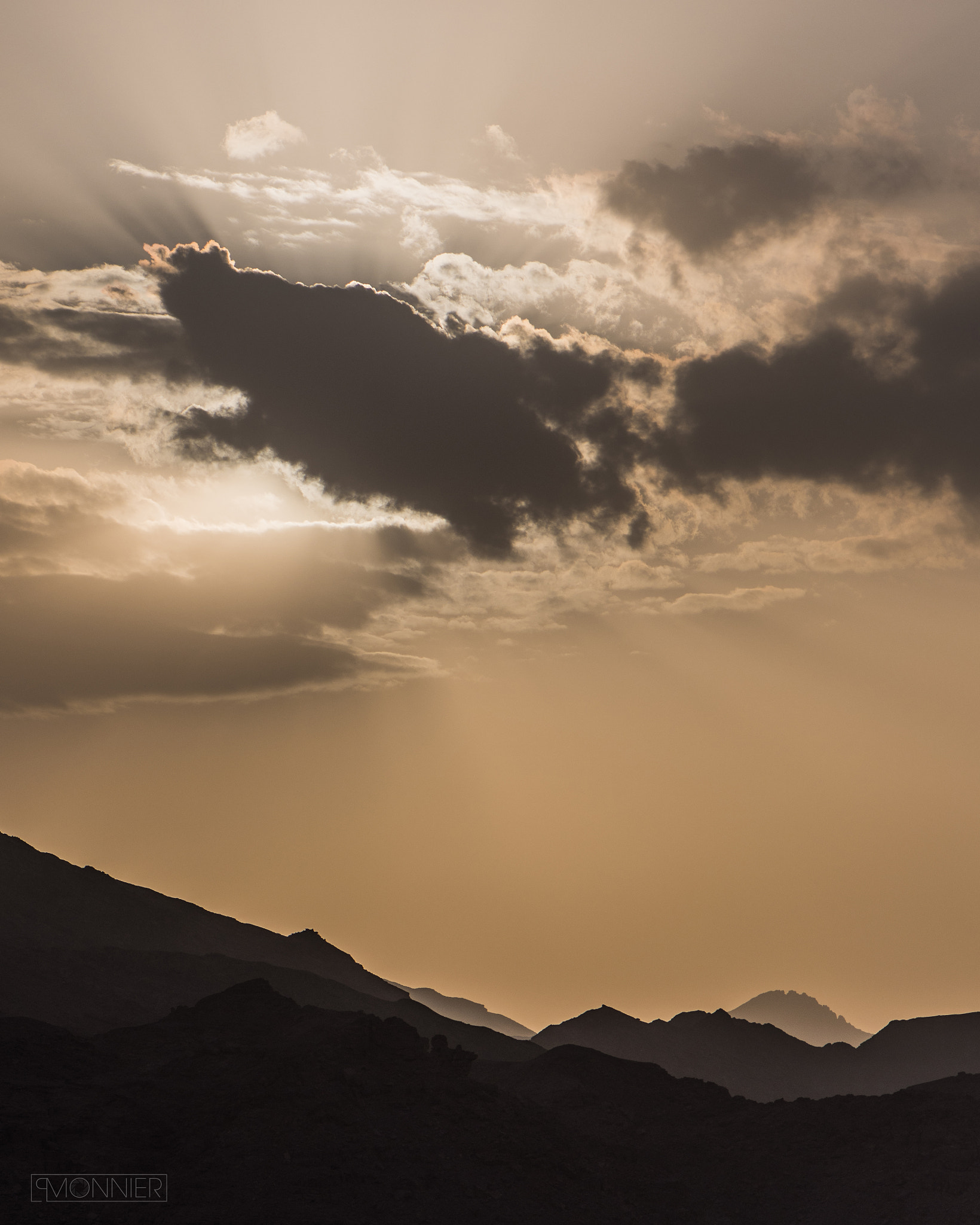 Nikon AF-S Micro-Nikkor 105mm F2.8G IF-ED VR sample photo. Oman sunset photography