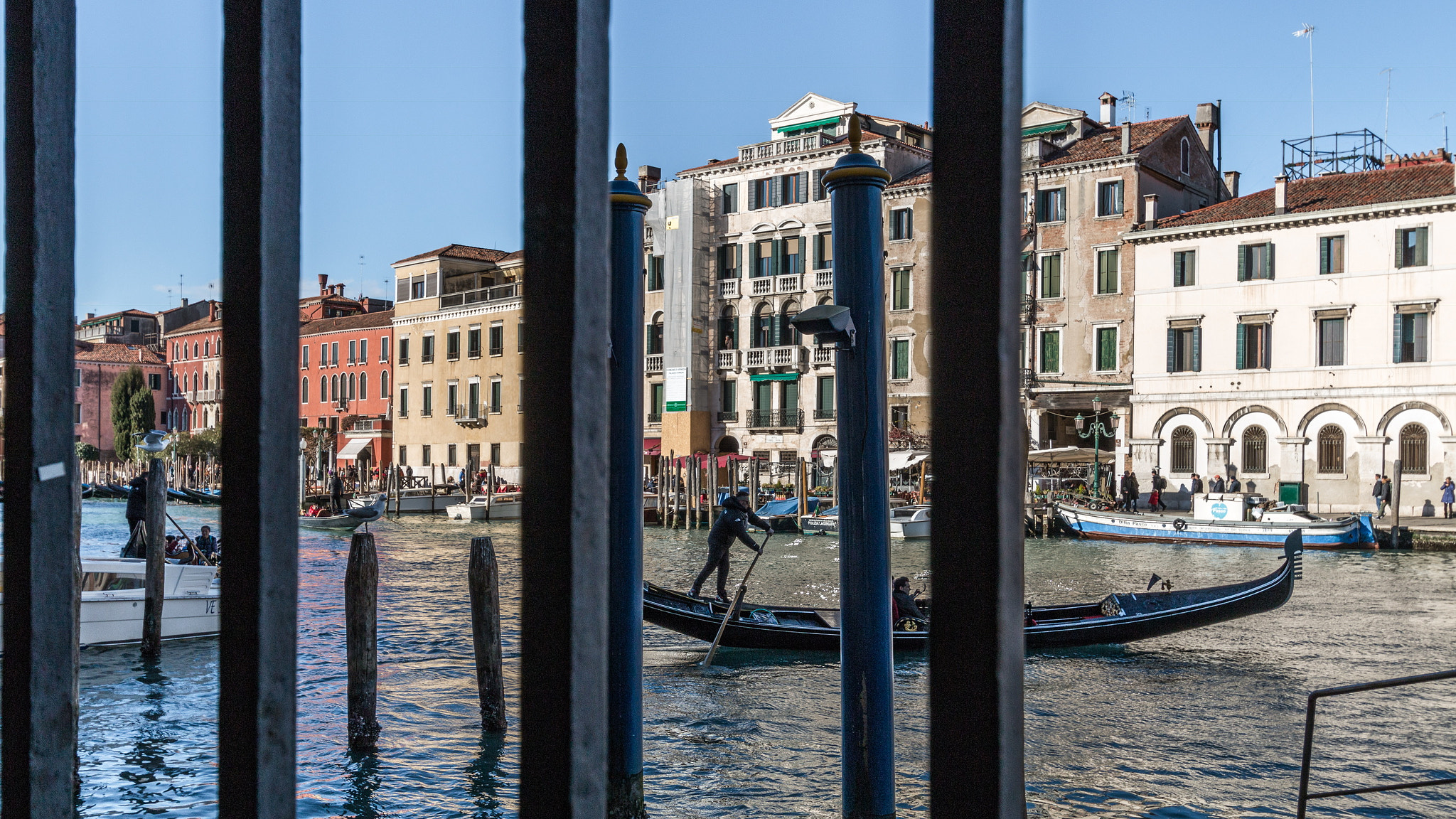 Canon EF-S 10-22mm F3.5-4.5 USM sample photo. Venice, italy photography