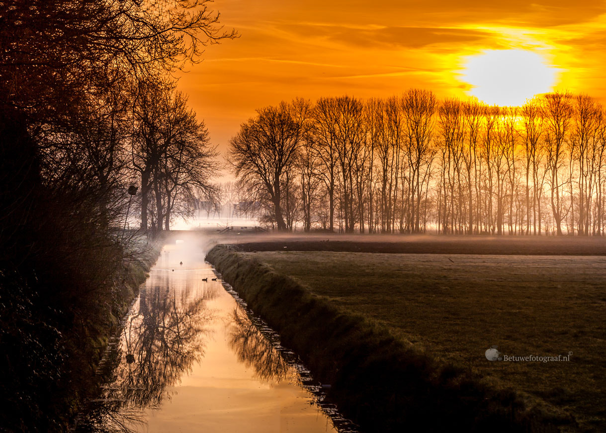 Canon EOS 40D sample photo. Dutch dawn ....vv photography