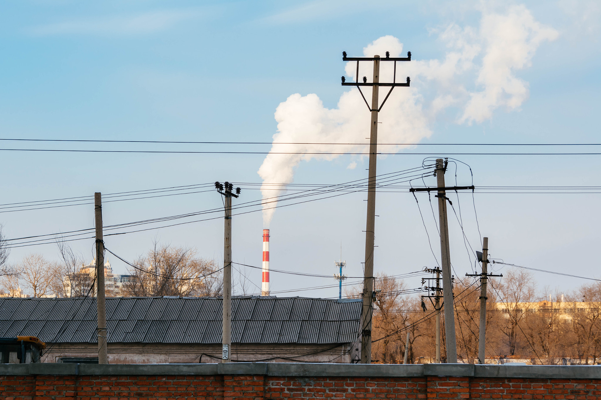 Sigma 17-50mm F2.8 EX DC OS HSM sample photo. Chimney photography