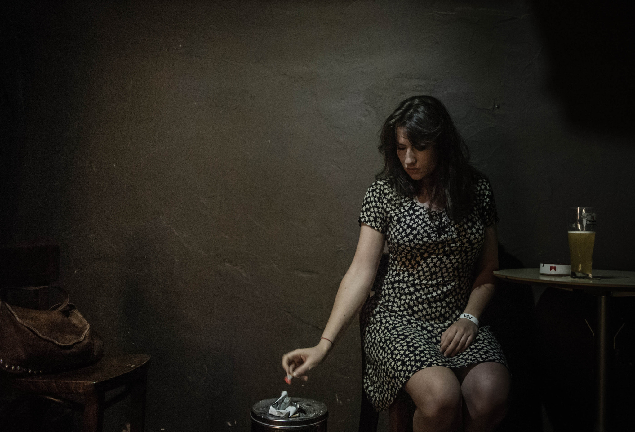 Nikon AF-S Nikkor 24-70mm F2.8G ED sample photo. The smoking room photography