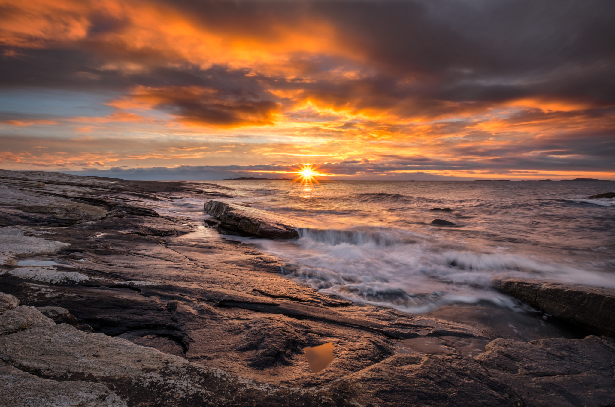 Fujifilm X-T2 + Fujifilm XF 10-24mm F4 R OIS sample photo. Equilibrium photography