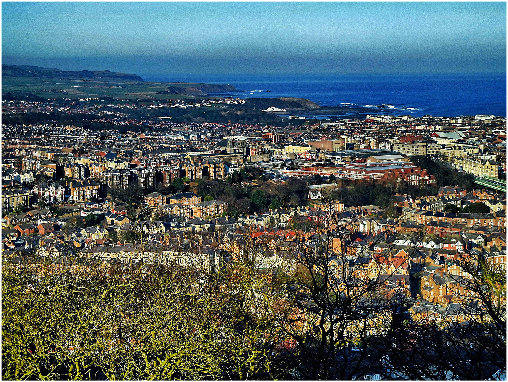 Nikon Coolpix S8000 sample photo. Scarborough looking north photography