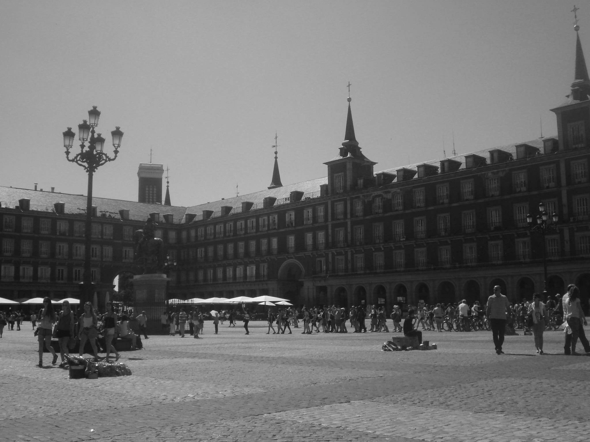 Sony DSC-W35 sample photo. Plaza mayor photography