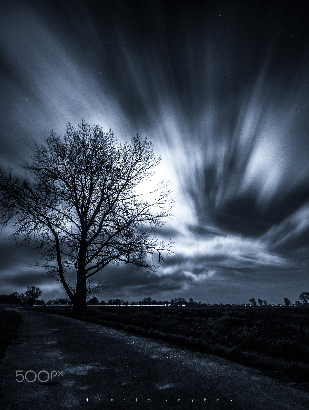 Canon EOS 70D + Sigma 10-20mm F4-5.6 EX DC HSM sample photo. Night photography