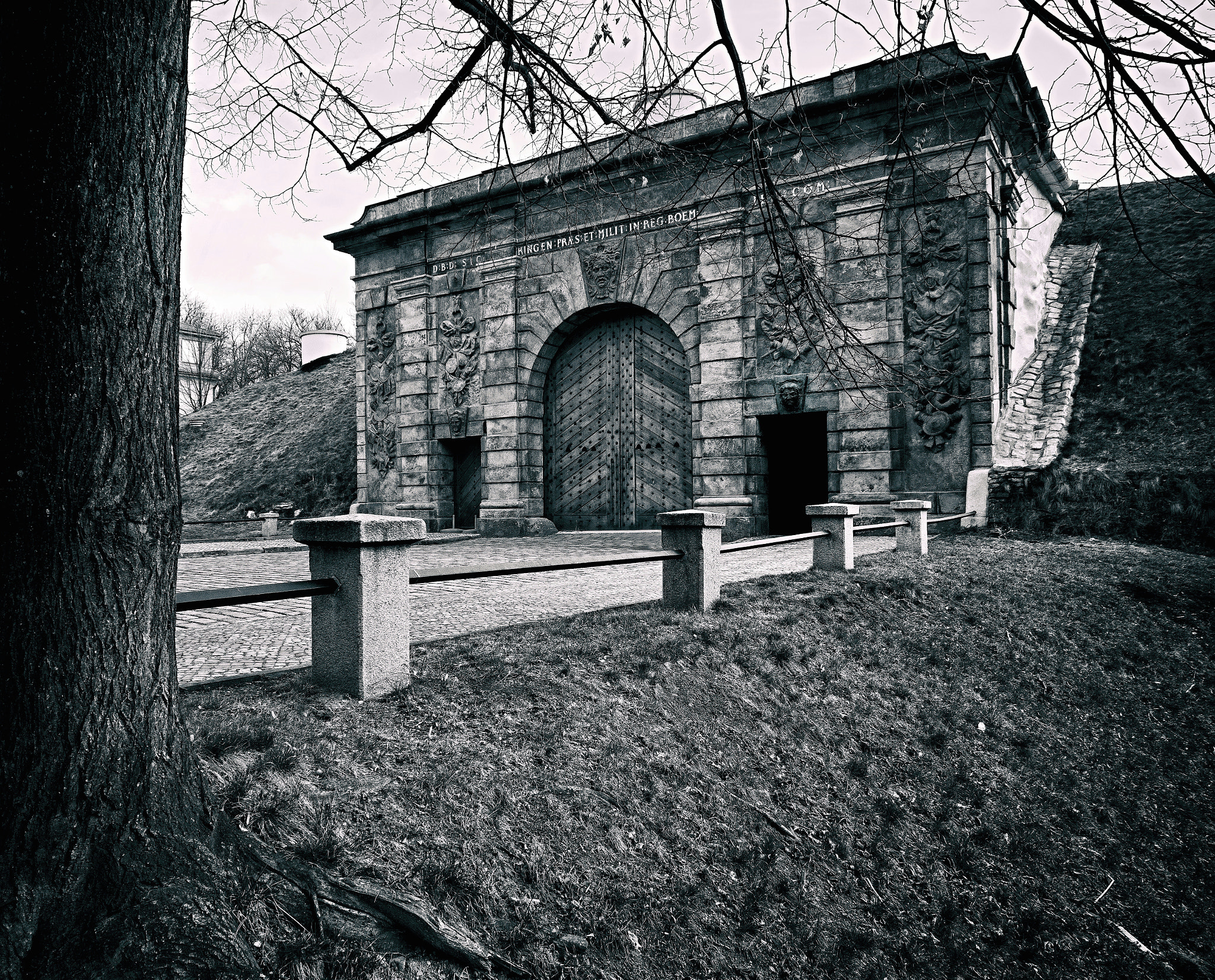 Sony SLT-A77 sample photo. Prague view x photography