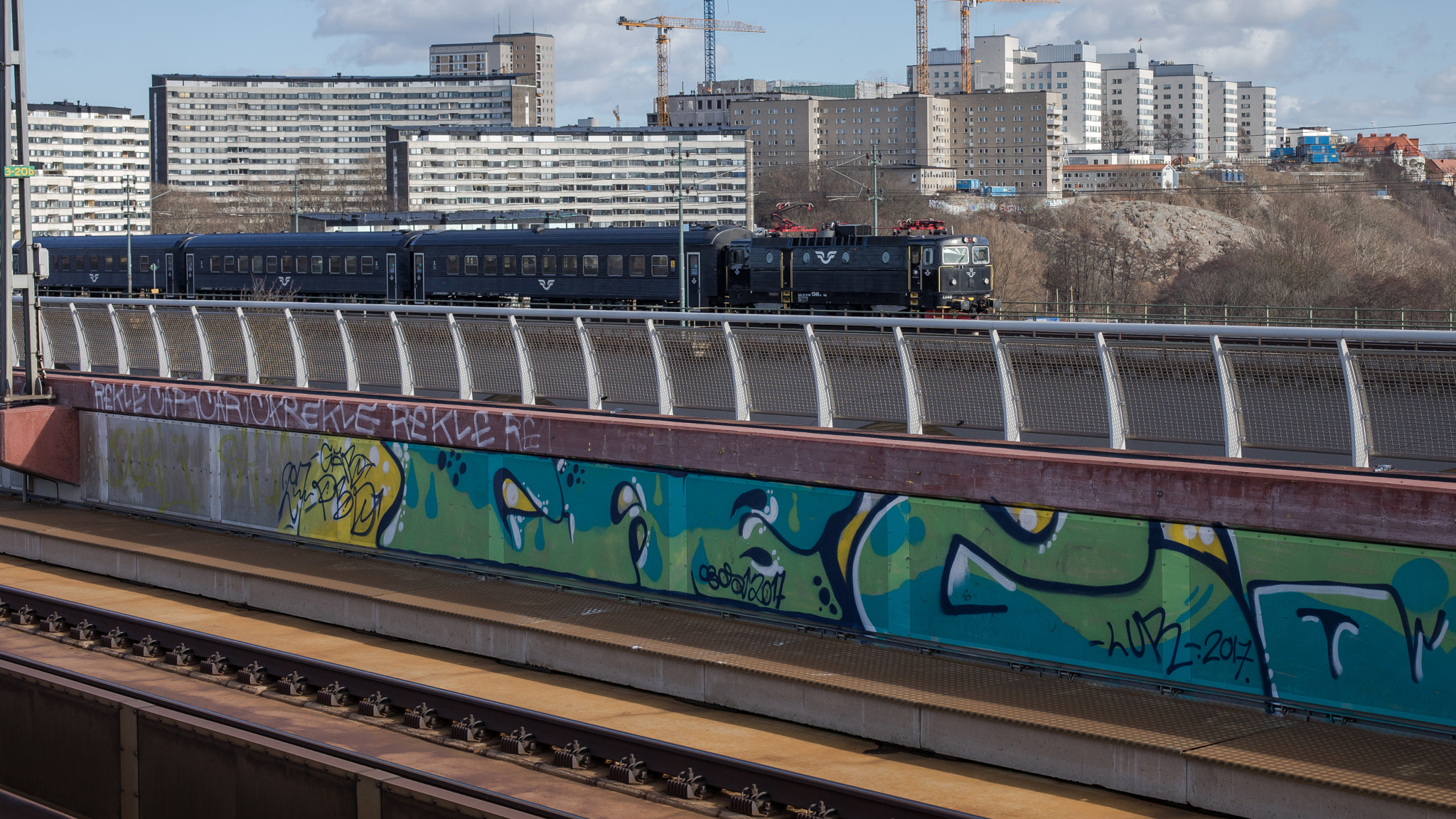 Canon EF 50mm F1.4 USM sample photo. Årsta bridge photography