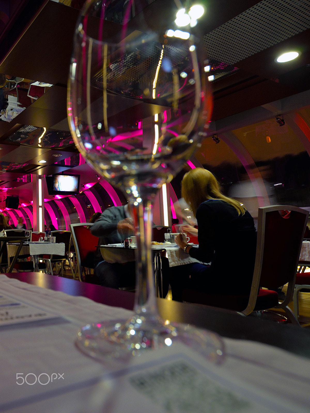 Nikon AF-S Nikkor 18-35mm F3.5-4.5G ED sample photo. Restaurant inside of radisson river fleet ship photography