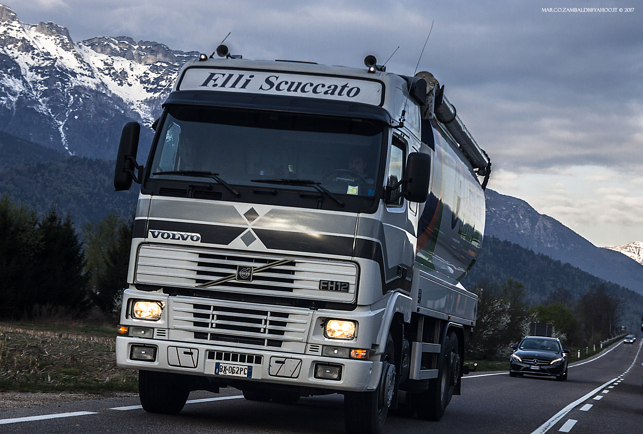 Tamron SP AF 17-50mm F2.8 XR Di II LD Aspherical (IF) sample photo. Volvo fh12 by f.lli scuccato photography