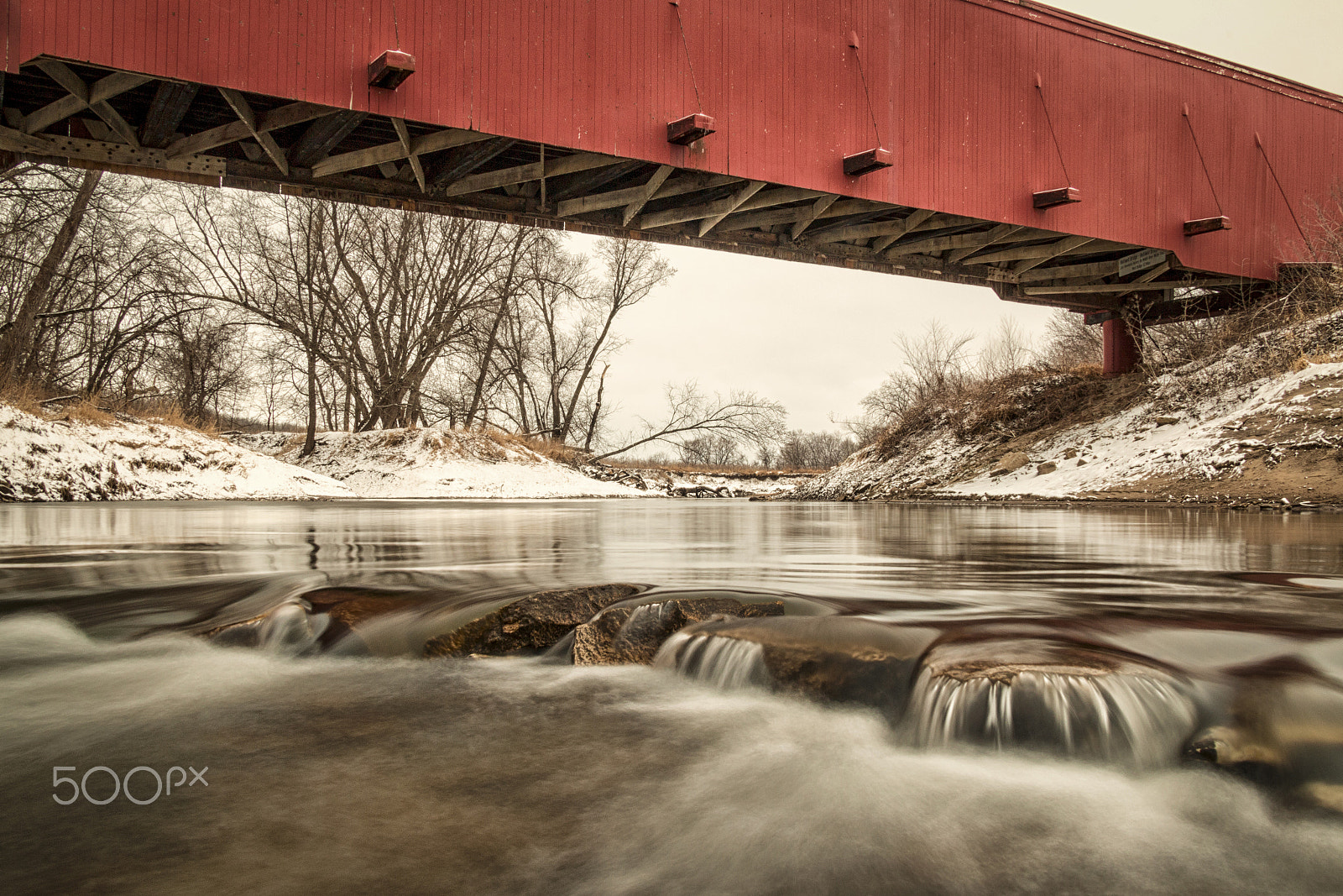 Canon EF-S 17-85mm F4-5.6 IS USM sample photo. "holliwell in winter" photography