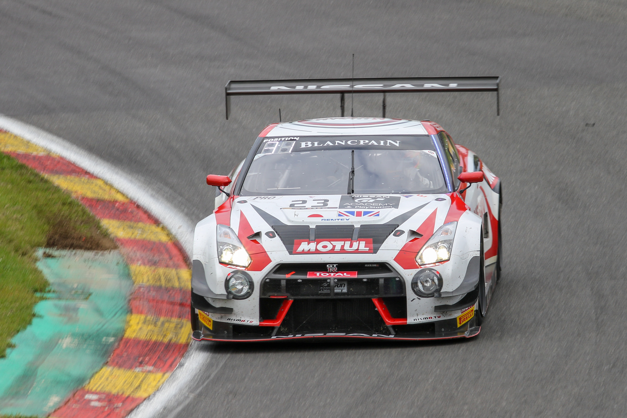 Canon EF 300mm F4L IS USM sample photo. 24 hours of spa 2016 photography