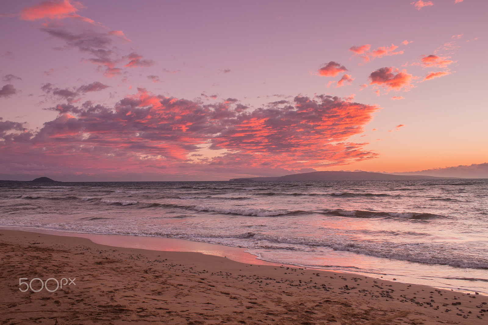 Canon EF-S 18-55mm F3.5-5.6 IS sample photo. Sunset on maui photography