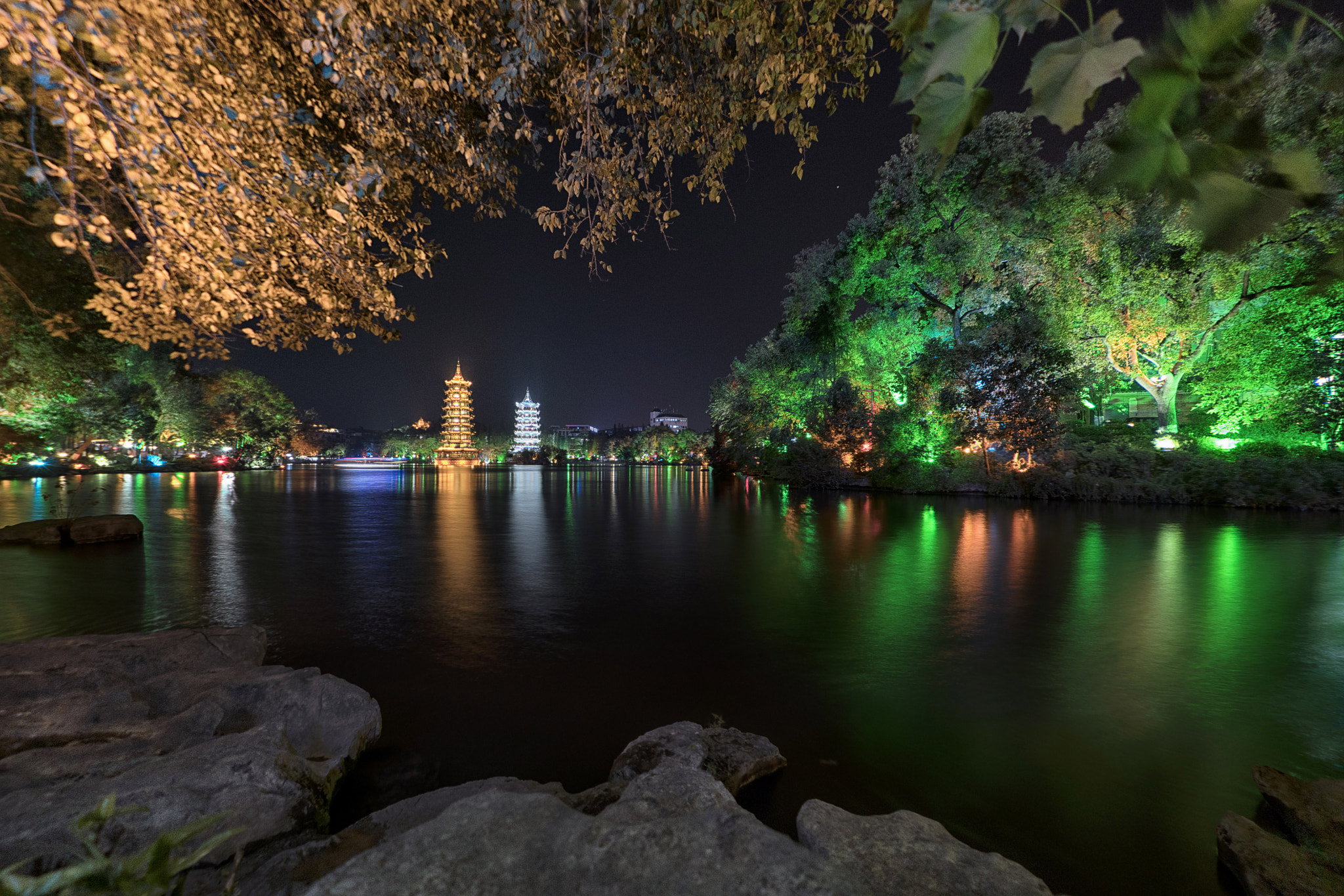 Sony FE 28mm F2 sample photo. Moon and sun pagoda photography