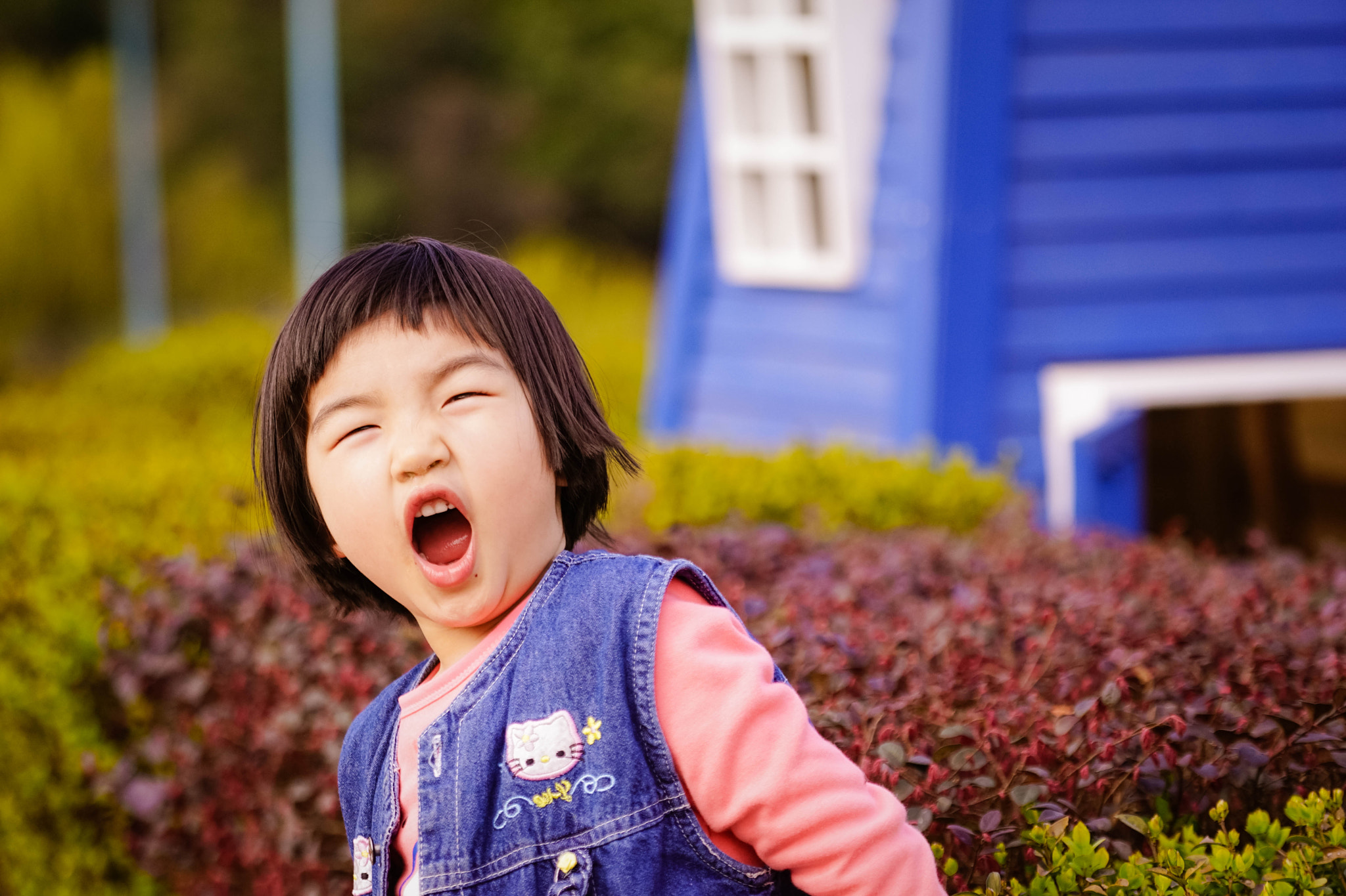 Sony a7 + Sony FE 70-200mm F4 G OSS sample photo. Little girl photography